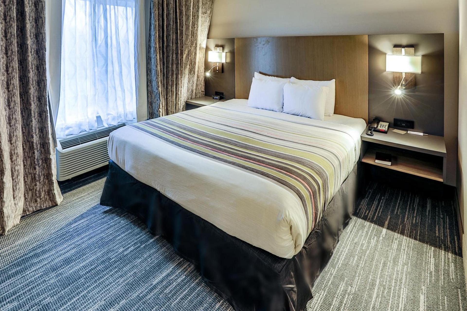 Country Inn & Suites by Radisson Nashville Airport TN photo 55