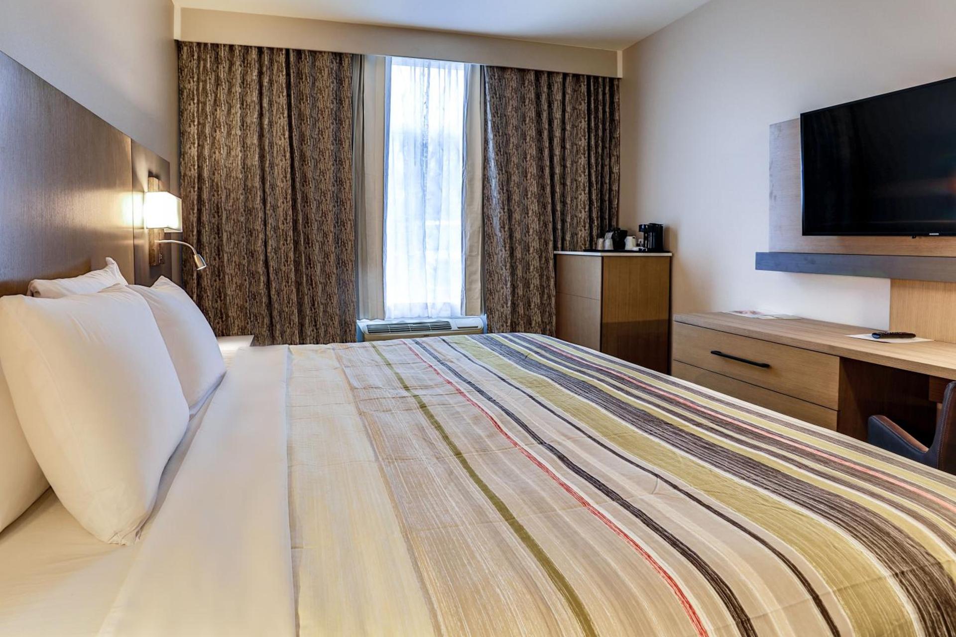 Country Inn & Suites by Radisson Nashville Airport TN photo 49
