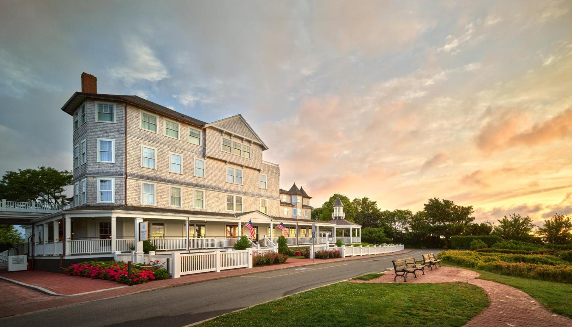 Harbor View Hotel photo 3