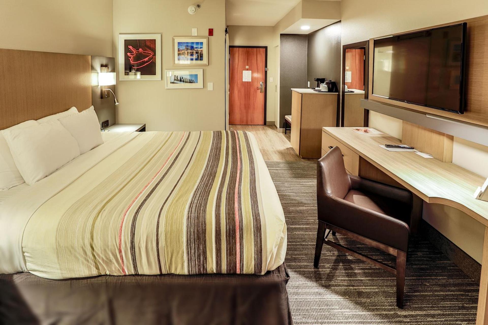 Country Inn & Suites by Radisson Nashville Airport TN photo 27