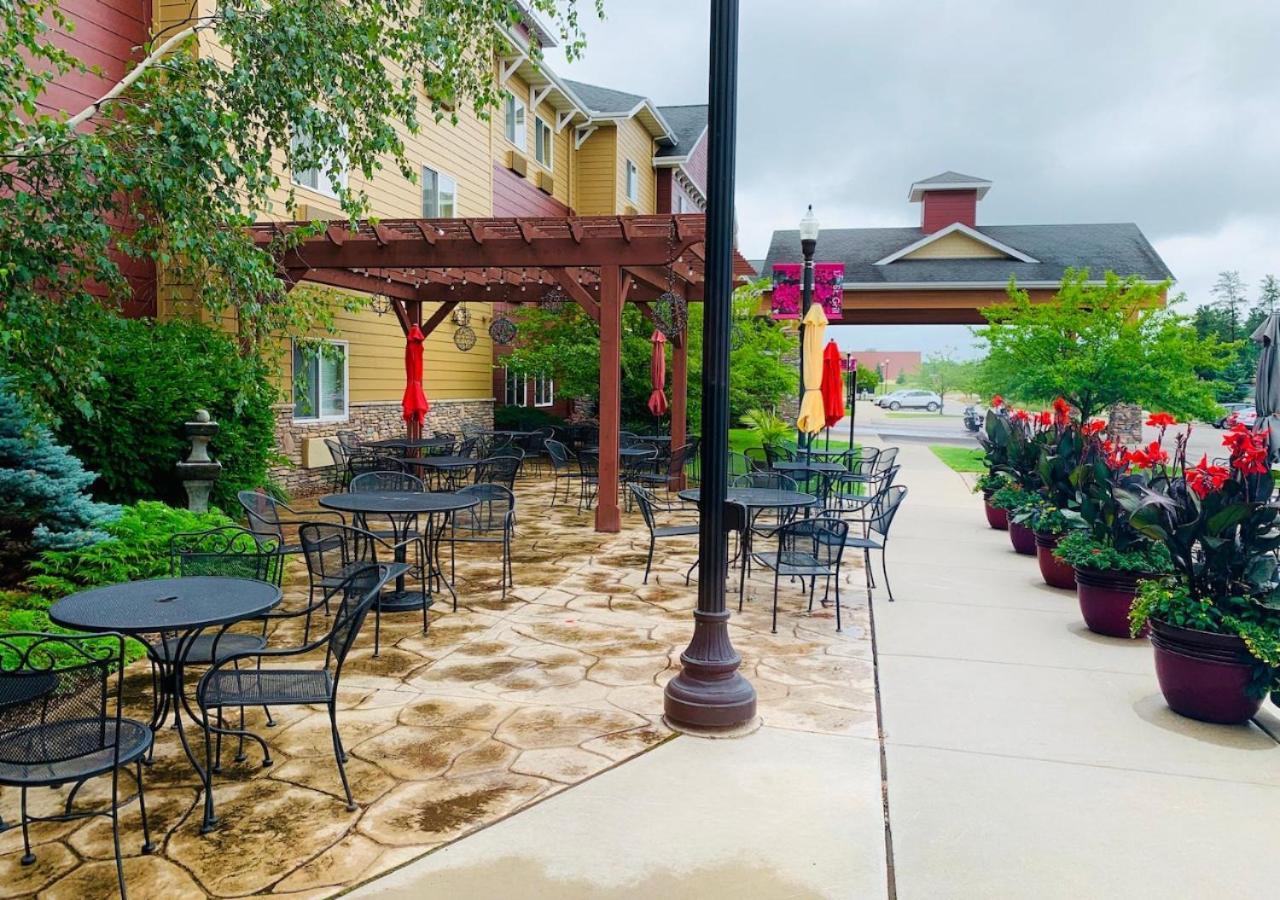 Timberlake Lodge — hotel in Grand Rapids