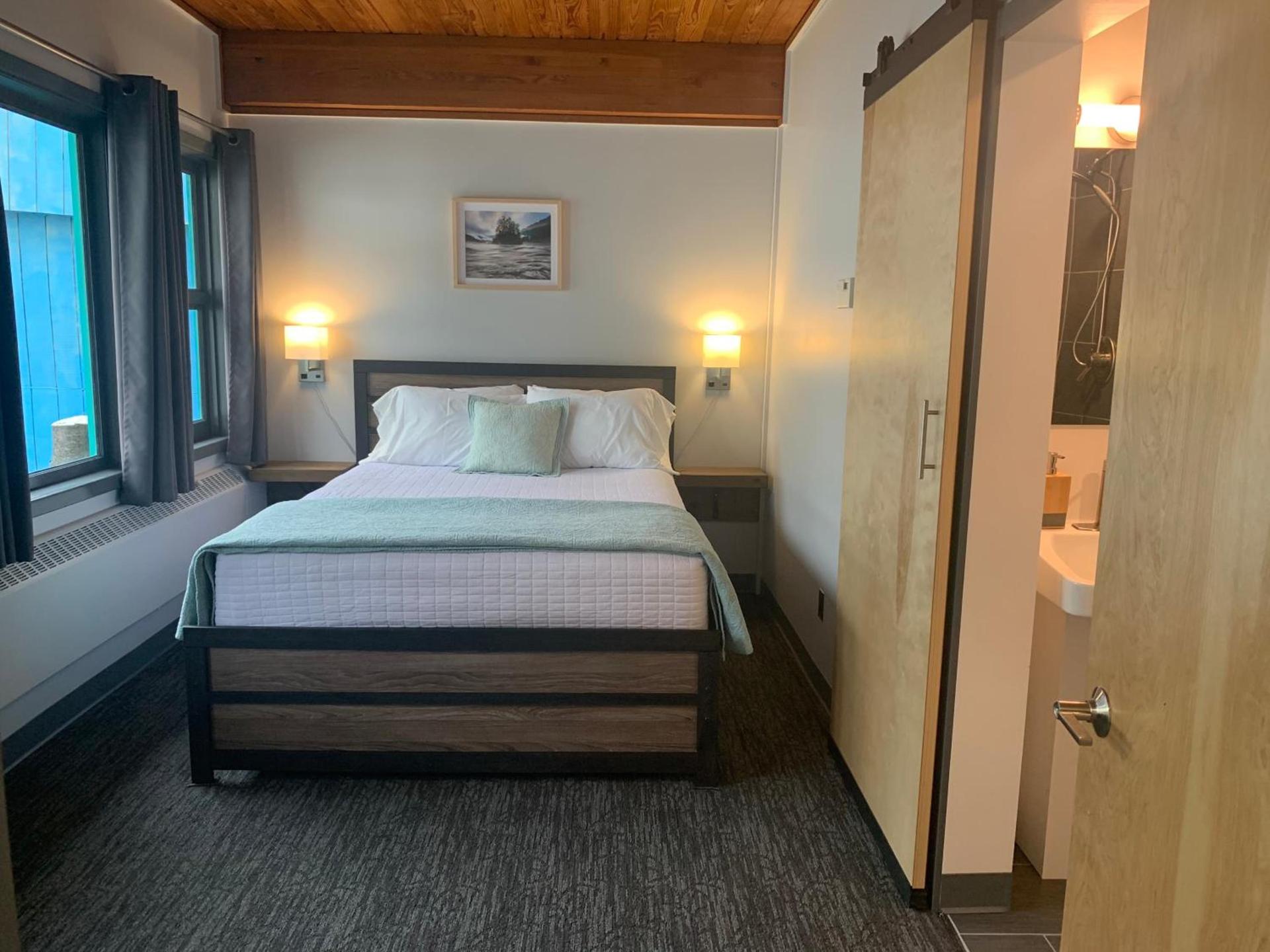 Seward Adventure Lodge photo 3