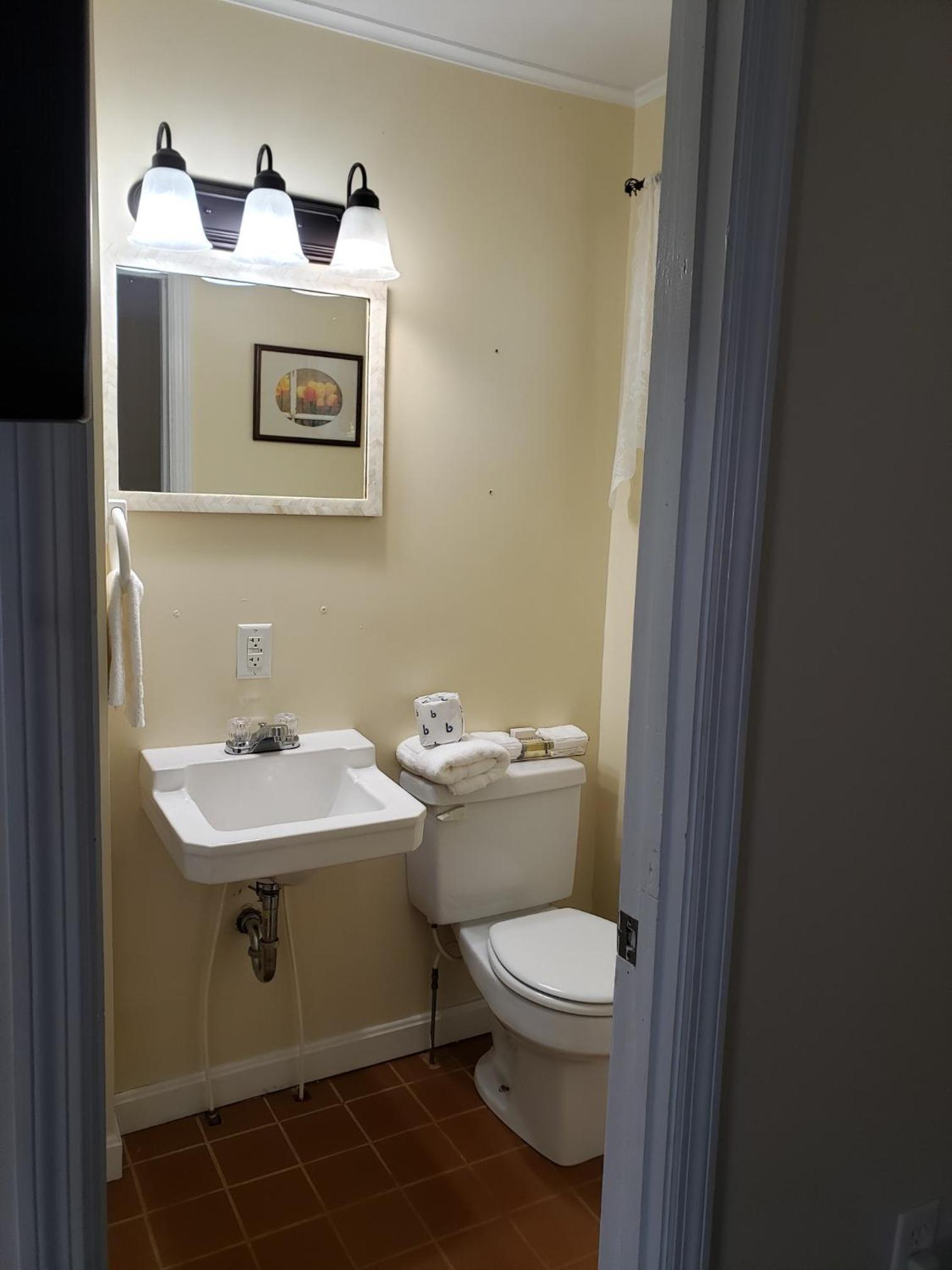Blue Ridge Motel photo 18