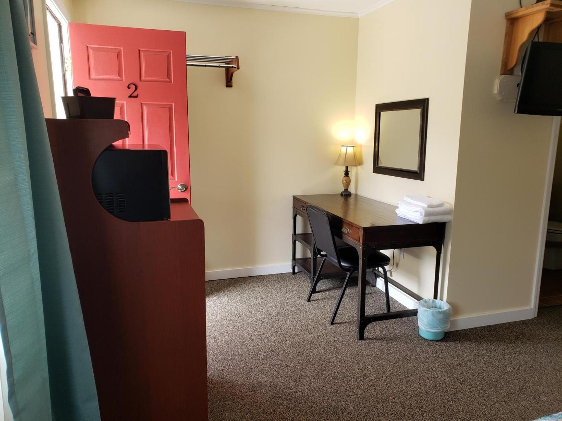 Blue Ridge Motel photo 16