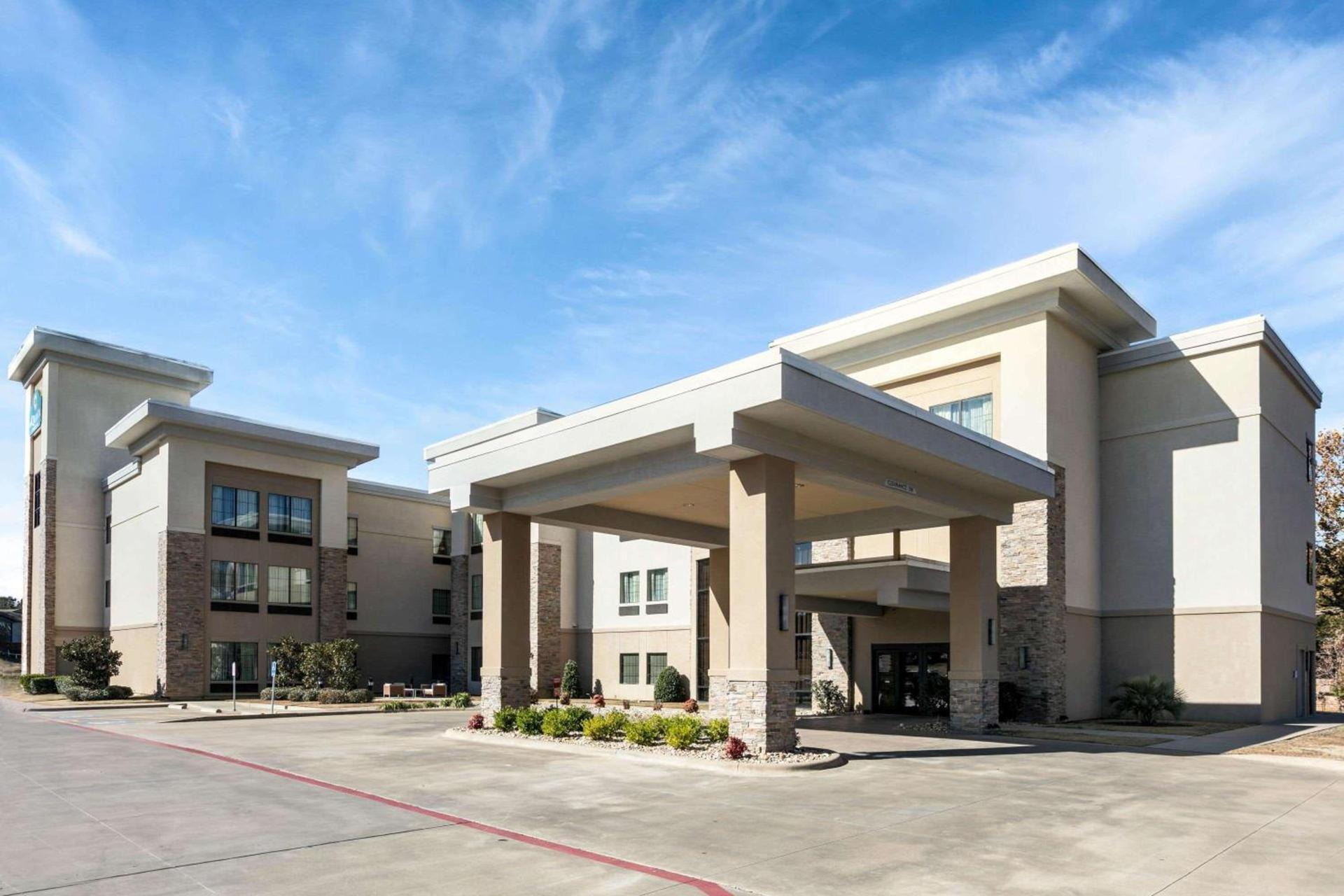 La Quinta by Wyndham Tyler - University Area photo 2