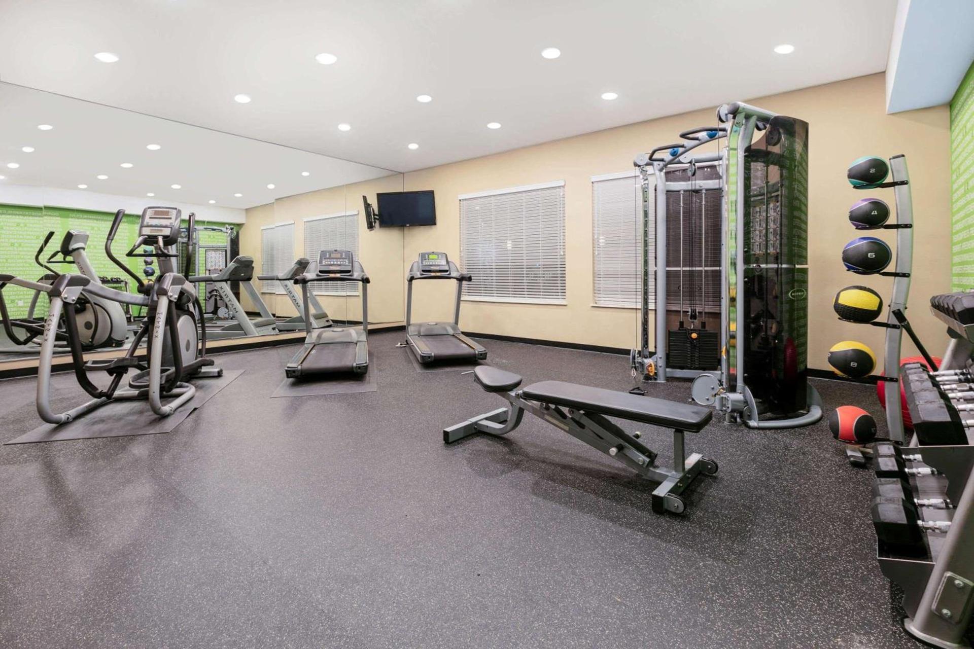 La Quinta by Wyndham Tyler - University Area photo 9