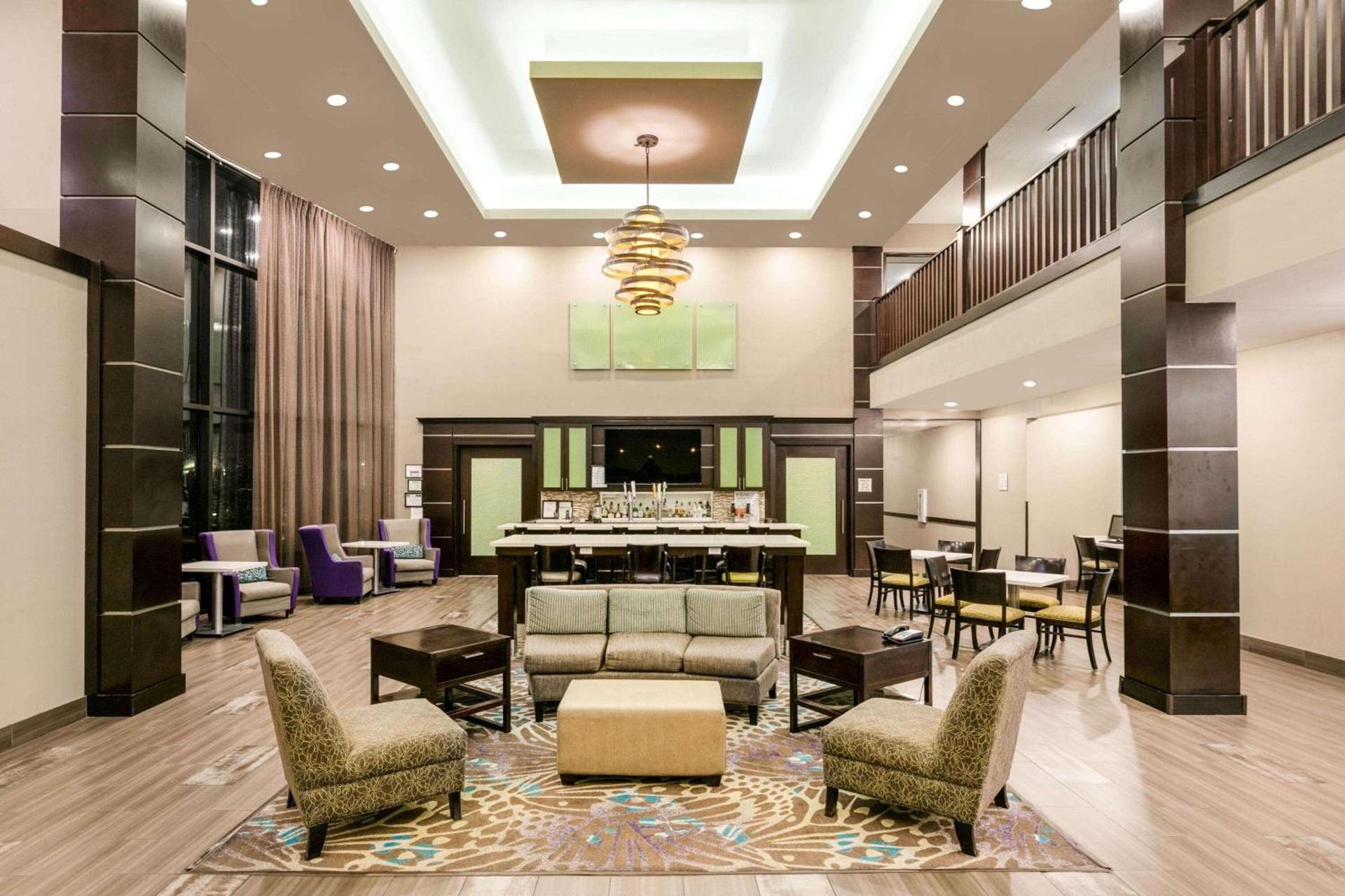 La Quinta by Wyndham Tyler - University Area photo 6