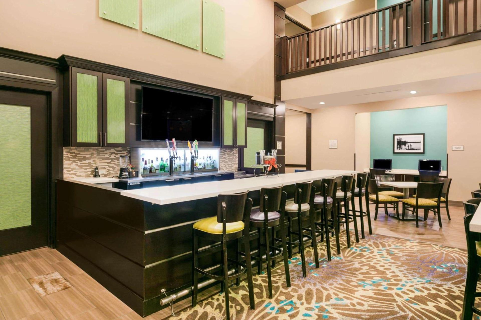 La Quinta by Wyndham Tyler - University Area photo 21