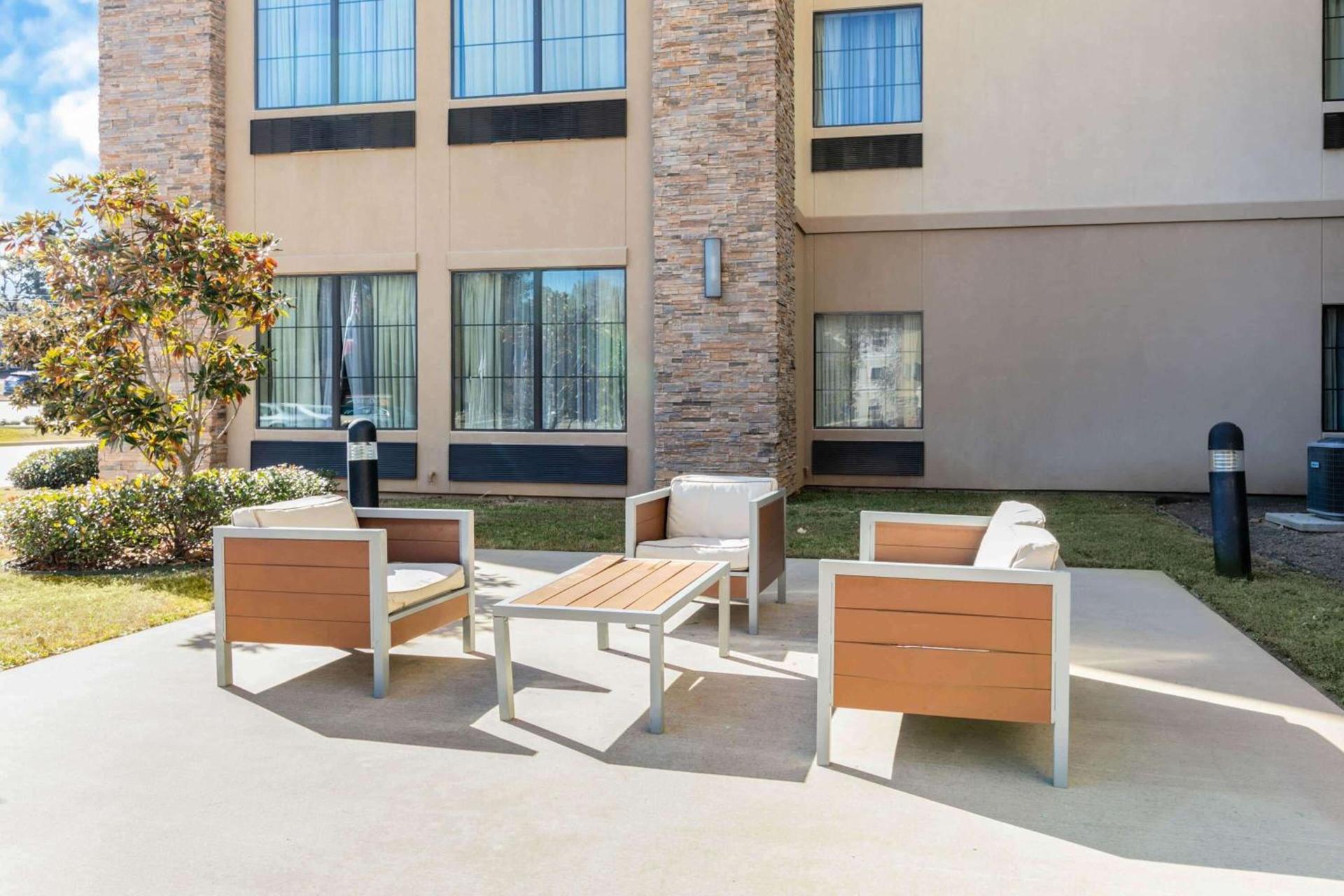La Quinta by Wyndham Tyler - University Area photo 27