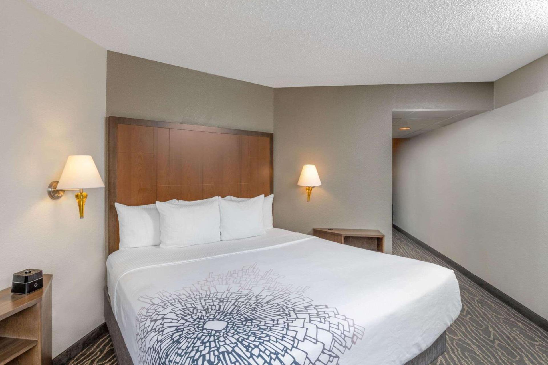 La Quinta by Wyndham Secaucus Meadowlands photo 42