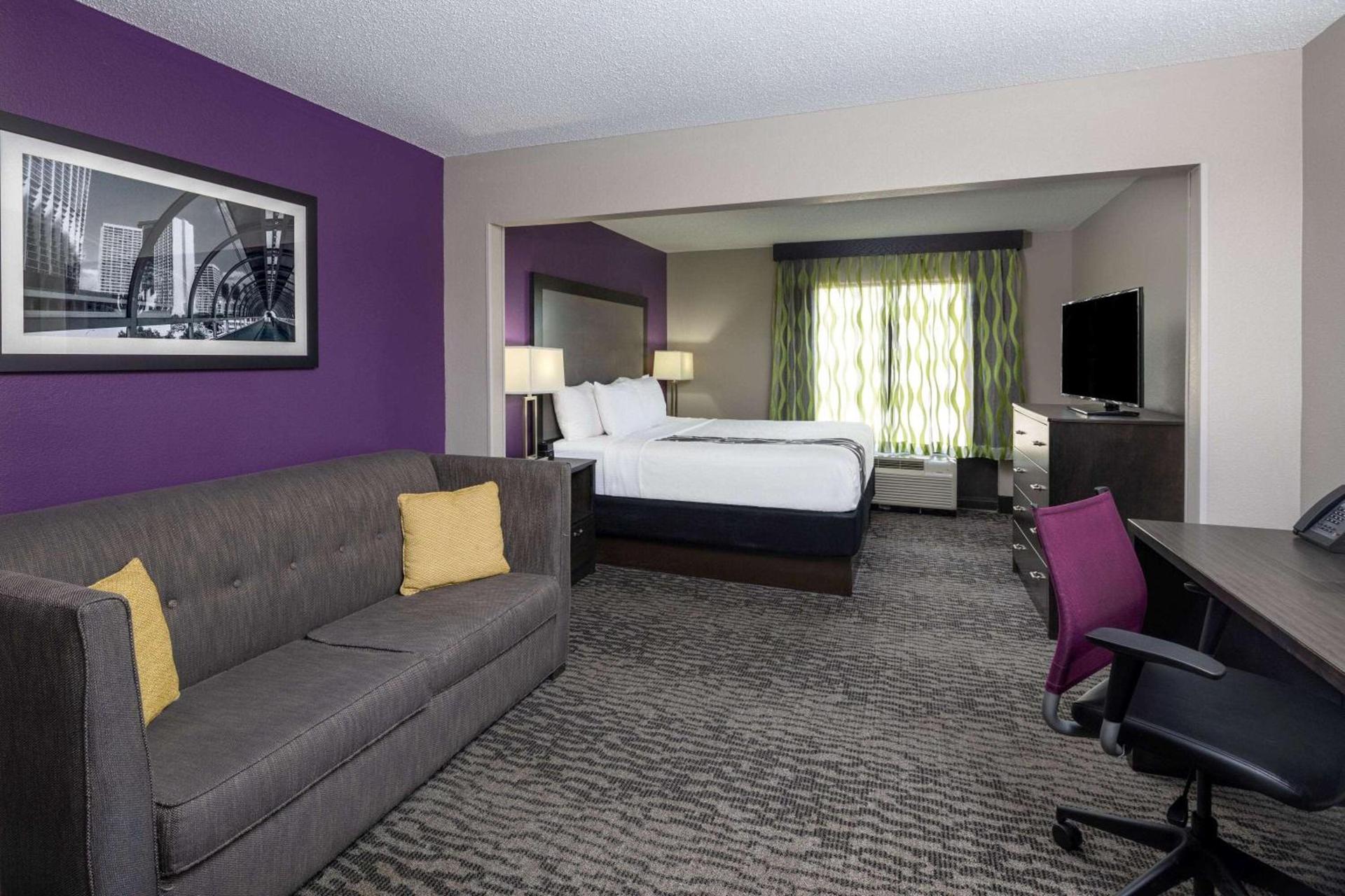 La Quinta by Wyndham Kennesaw photo 69