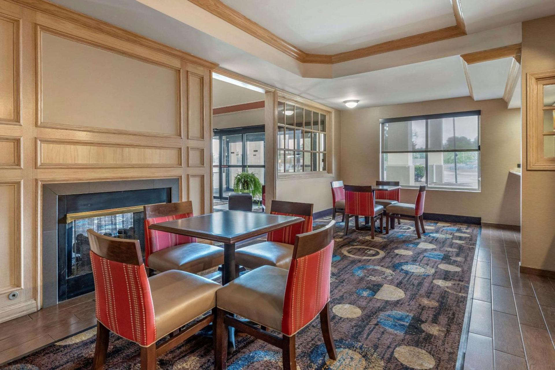 SureStay by Best Western Marion photo 21