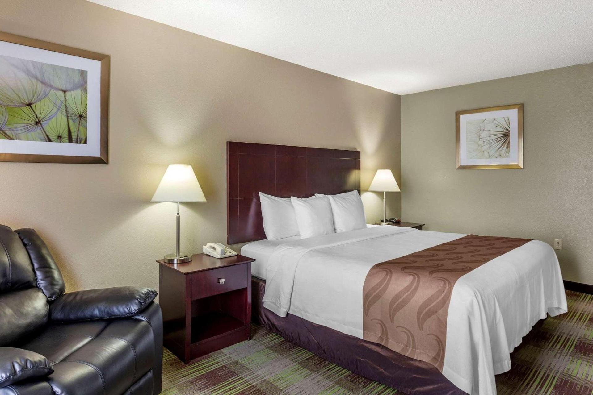Quality Inn St Robert - Ft Leonard Wood photo 9