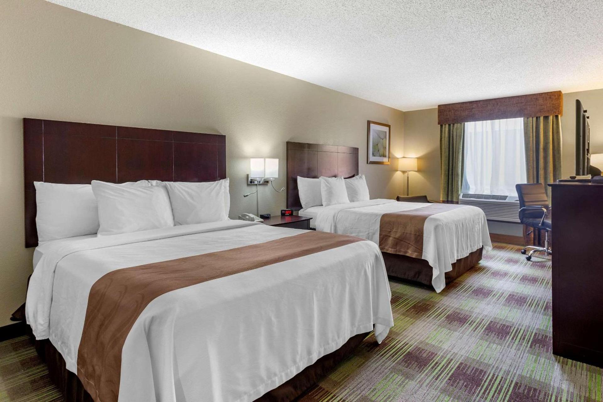 Quality Inn St Robert - Ft Leonard Wood photo 11