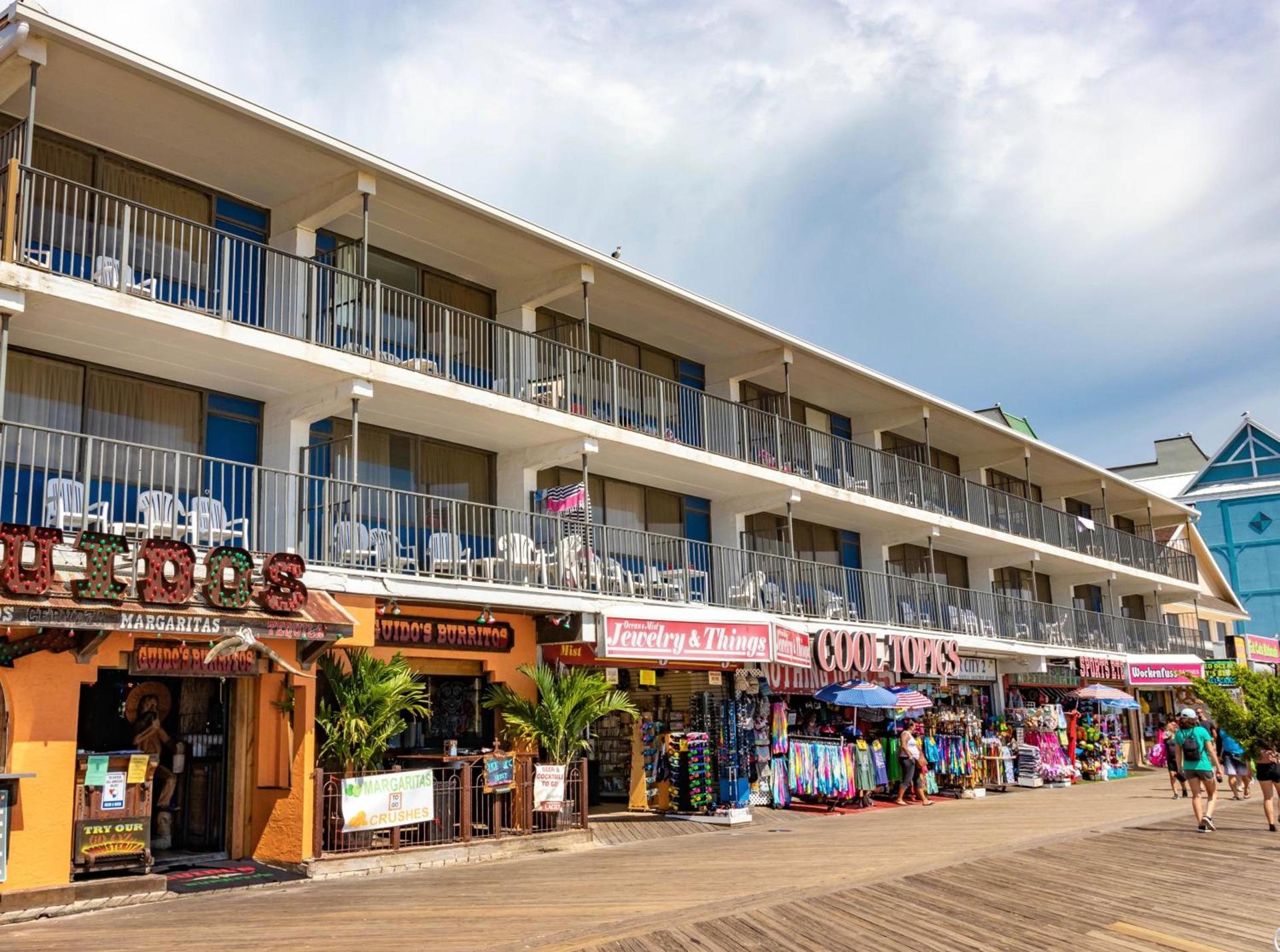 Rideau Oceanfront Motel photo 18