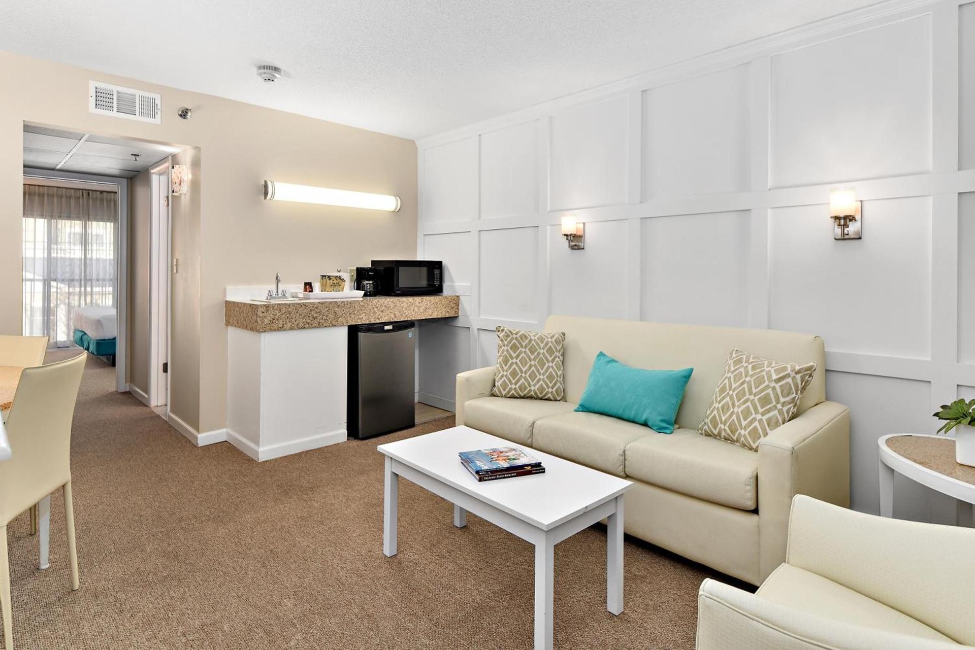Brighton Suites Hotel photo 21