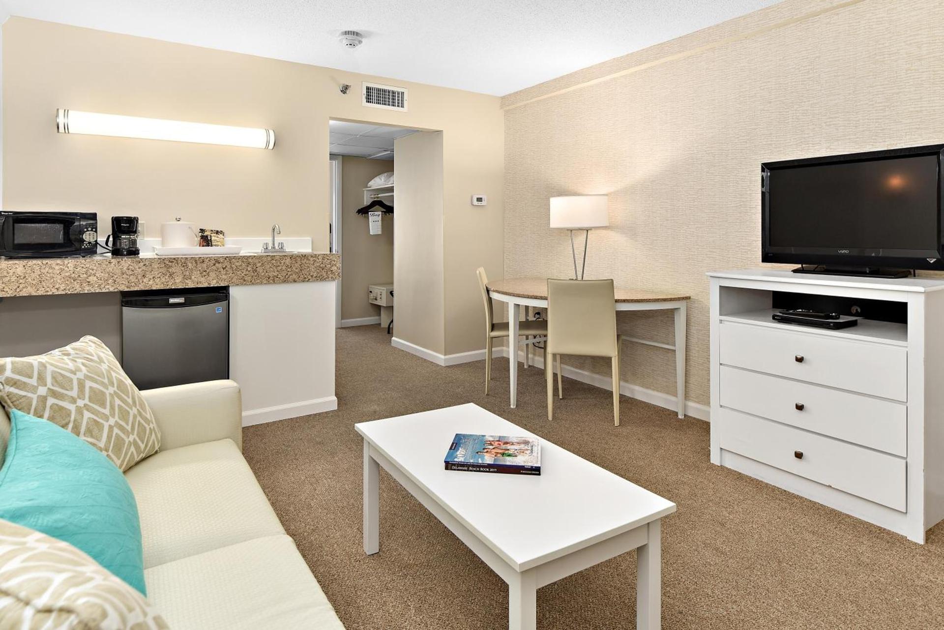 Brighton Suites Hotel photo 20