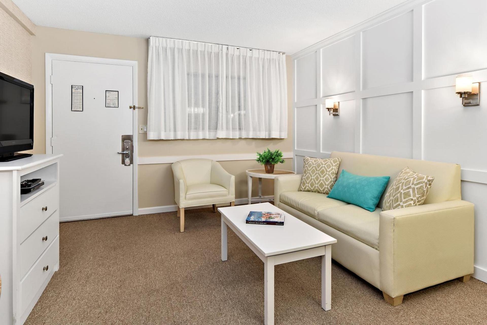 Brighton Suites Hotel photo 14