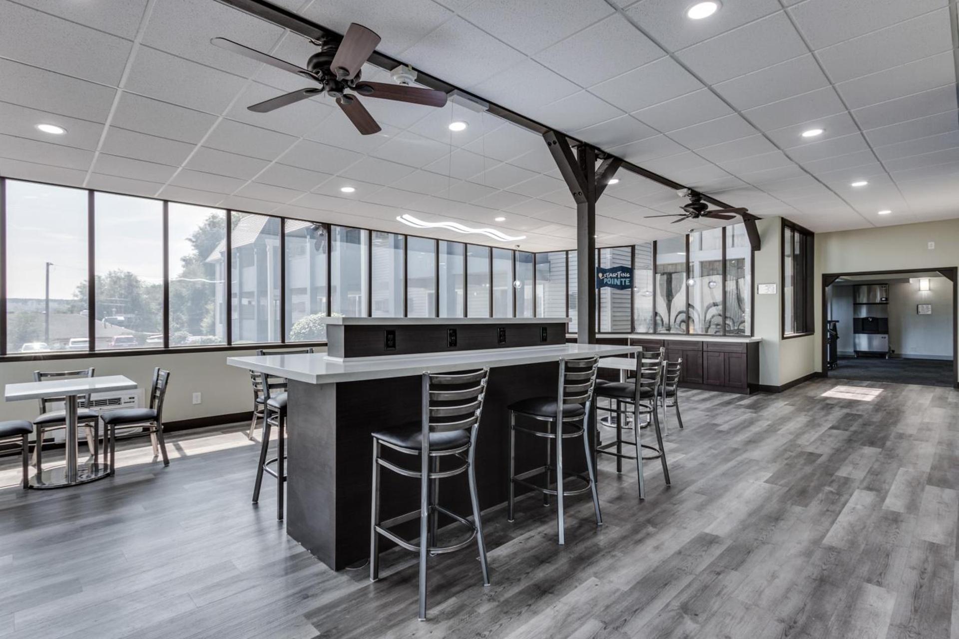Days Inn & Suites by Wyndham Spokane photo 15