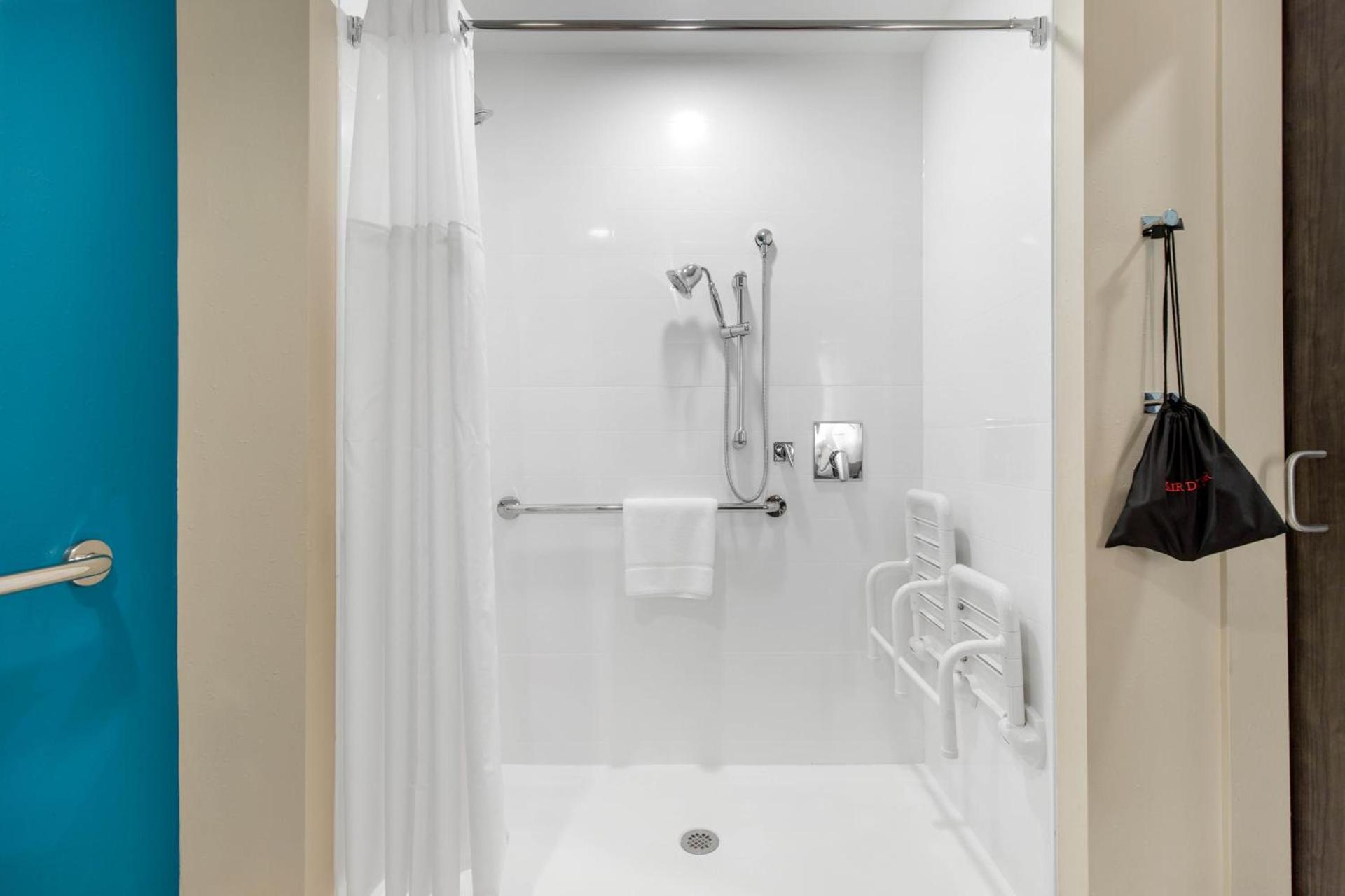 Cambria Hotel Mount Pleasant - Charleston photo 49