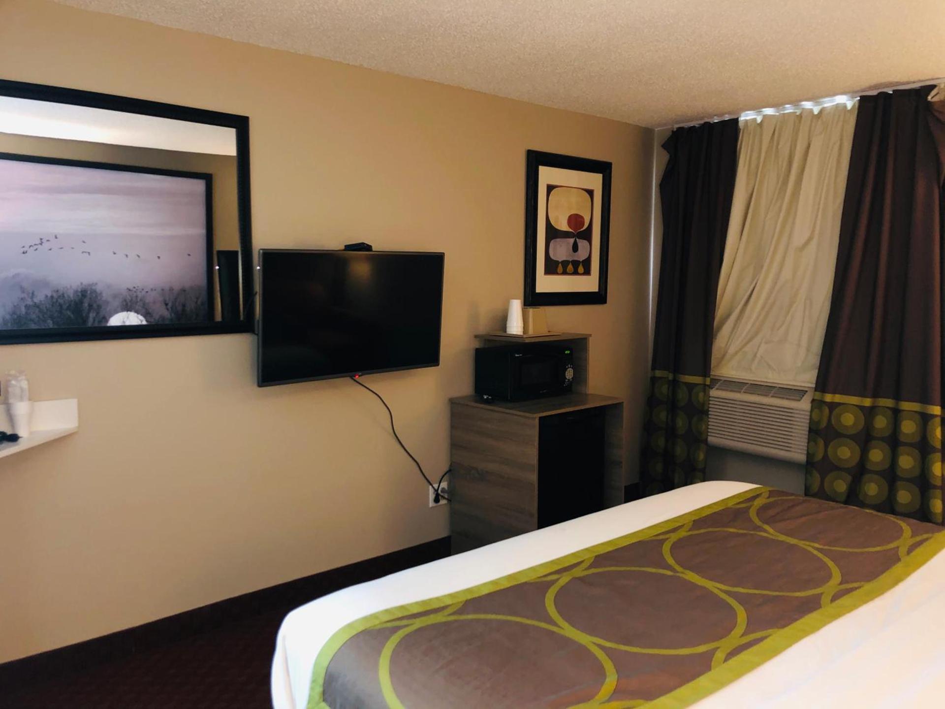 Super 8 by Wyndham Omaha SW photo 76
