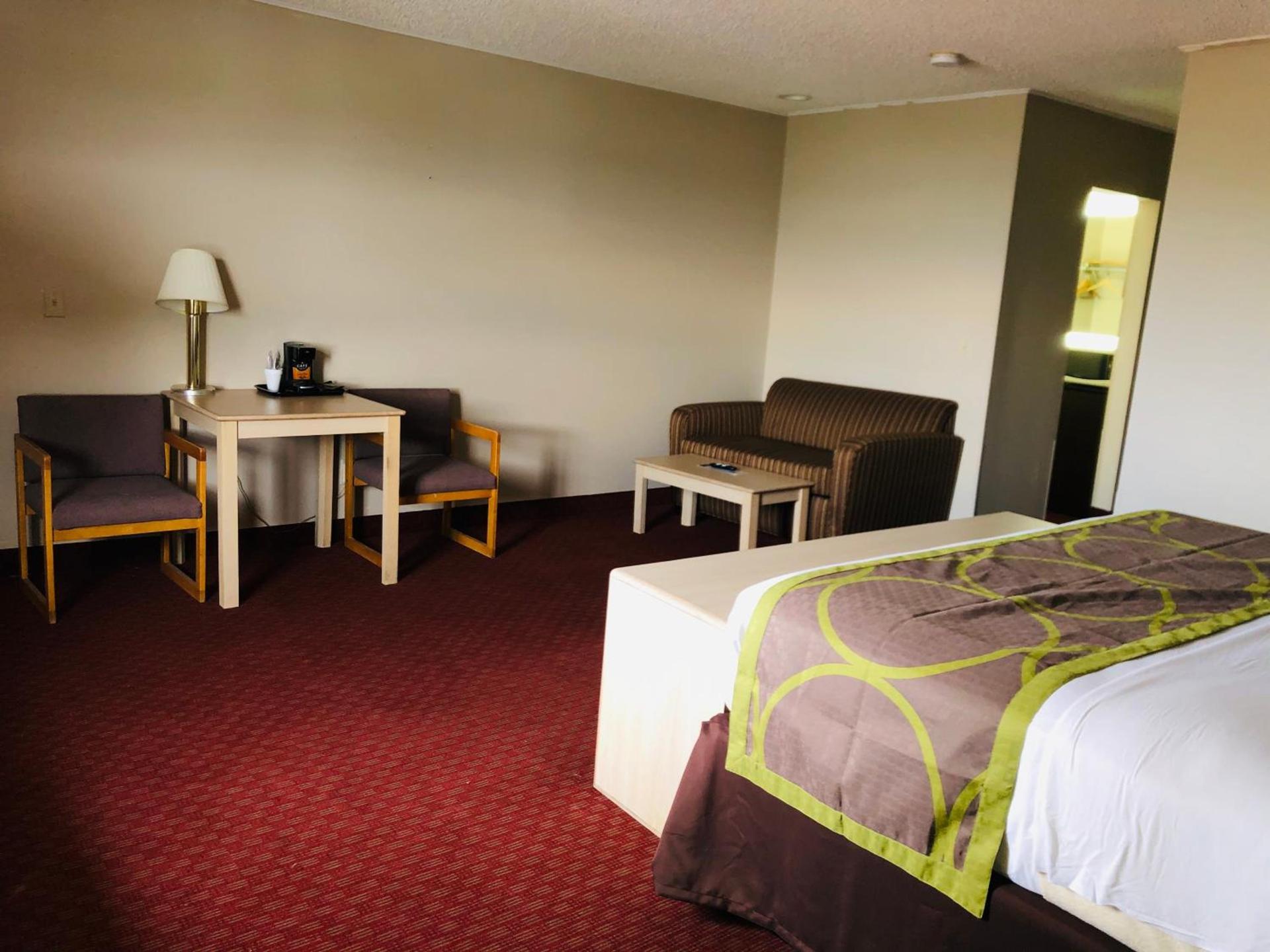 Super 8 by Wyndham Omaha SW photo 70