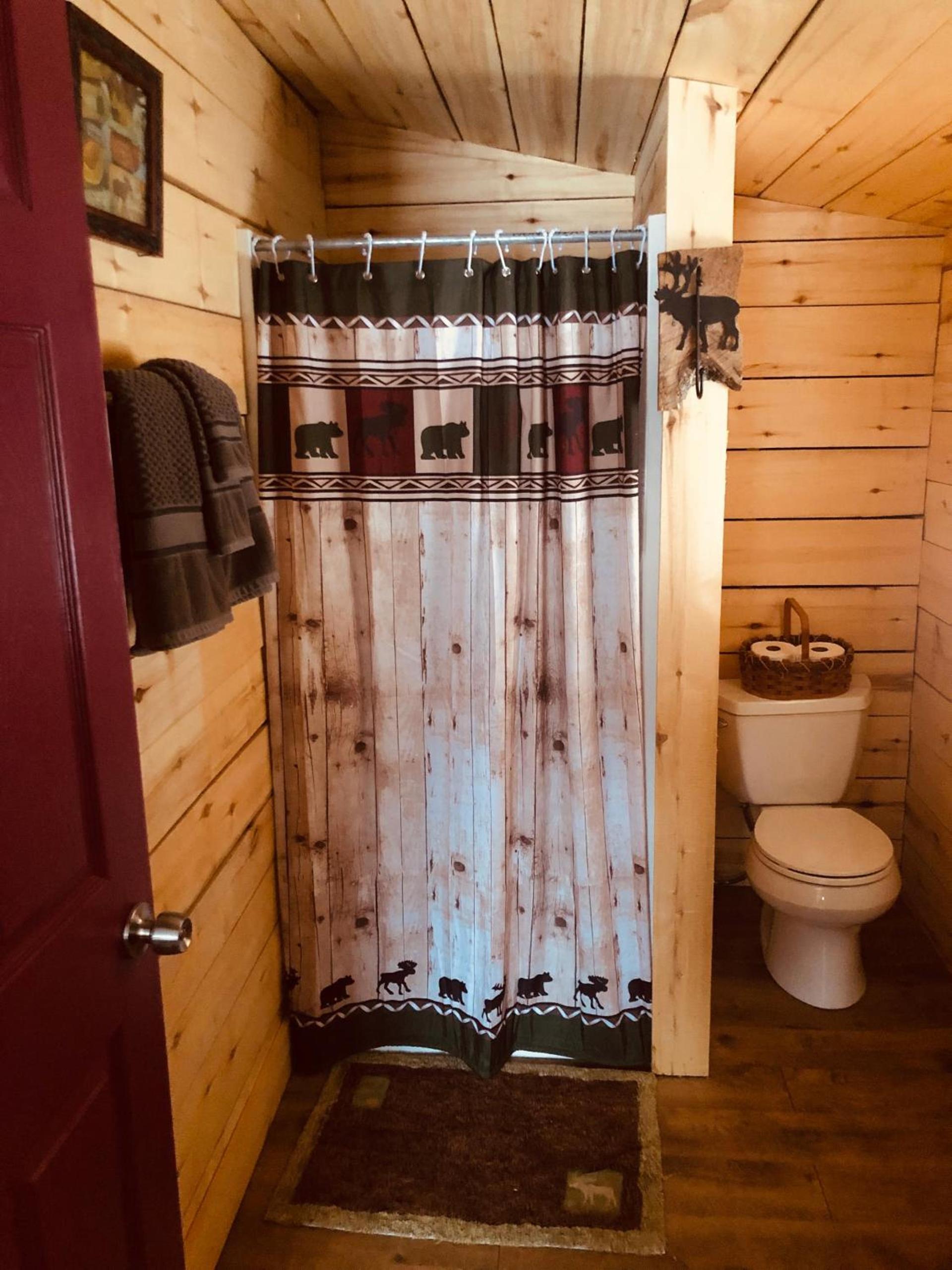 Wrangell Mountain Lodge- Private Bathroom with shower photo 83
