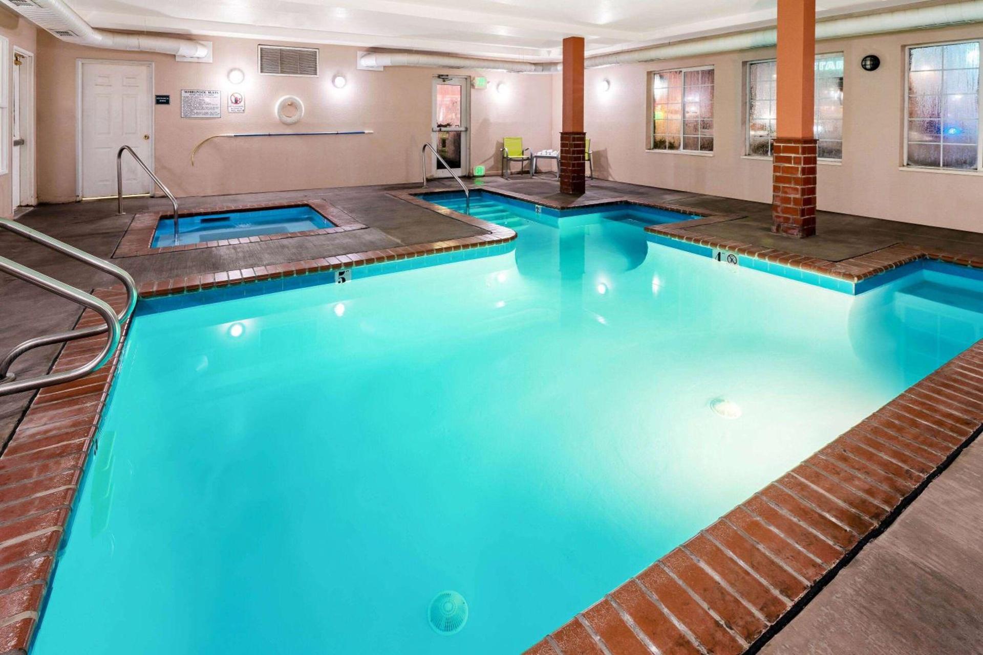 La Quinta by Wyndham Fruita photo 20