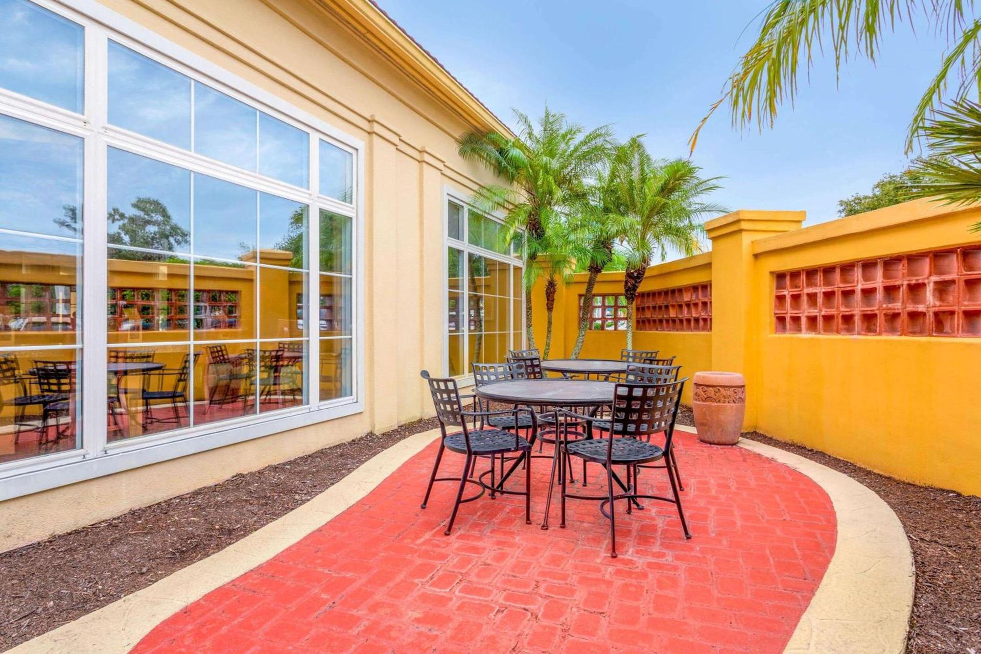 La Quinta by Wyndham Lakeland West photo 22