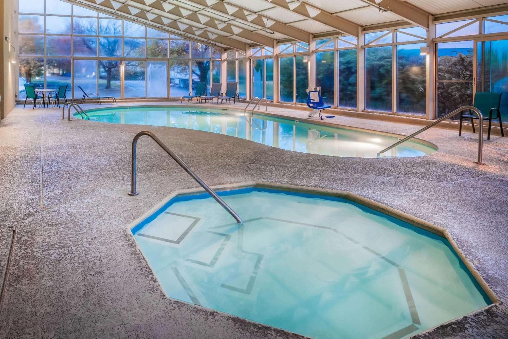 La Quinta by Wyndham Nashville Franklin photo 5