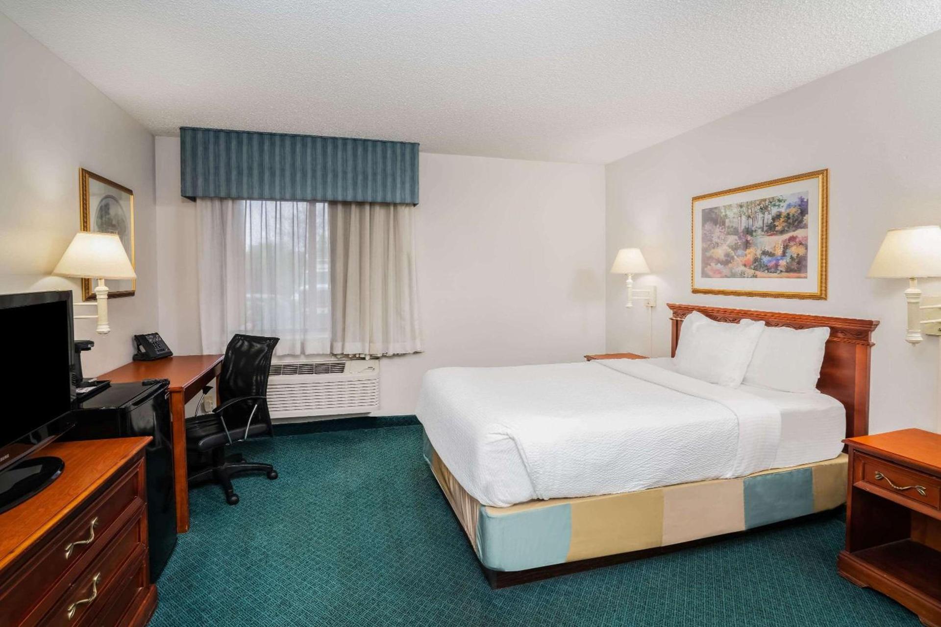La Quinta by Wyndham Nashville Franklin photo 16