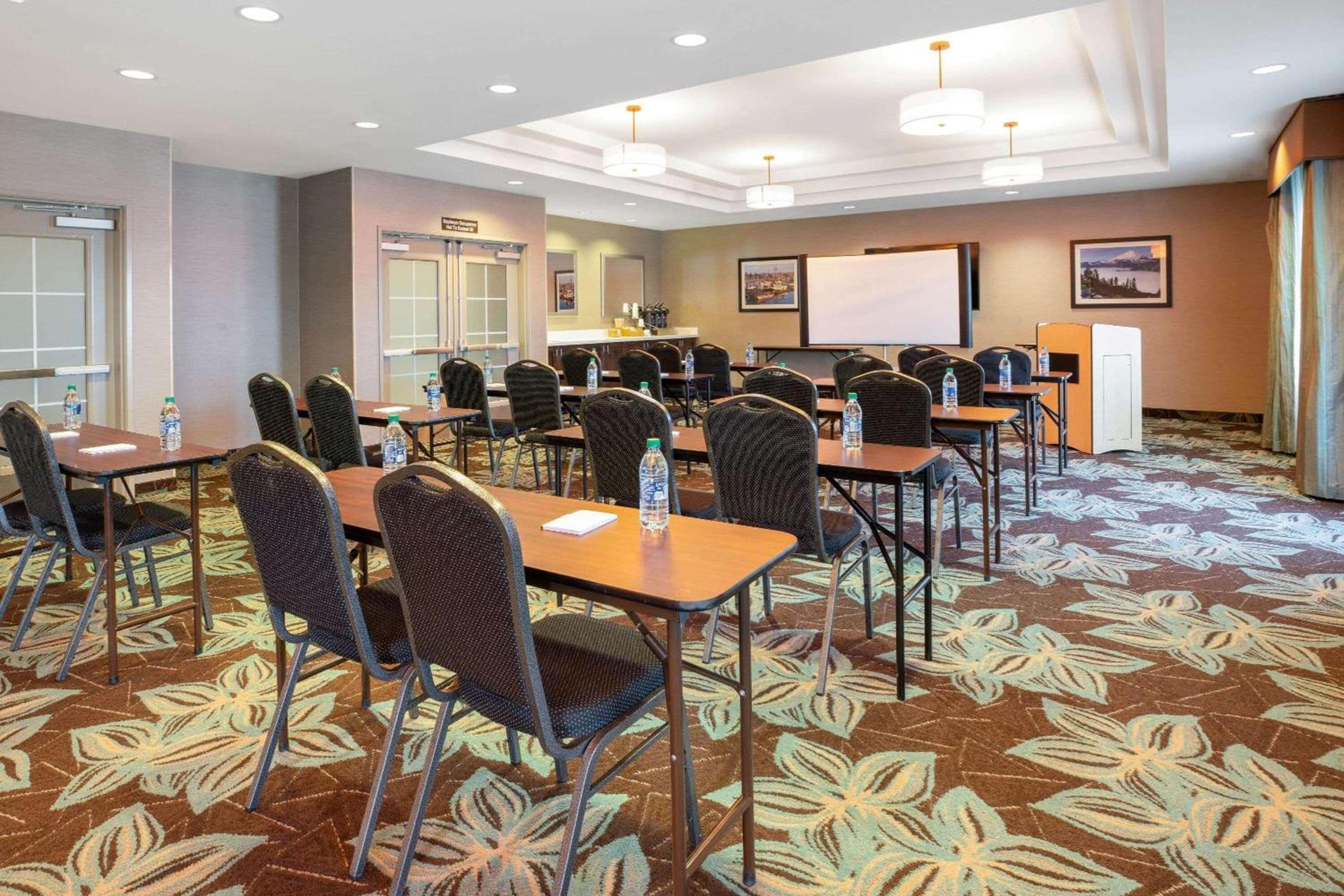 La Quinta by Wyndham Bellingham photo 53
