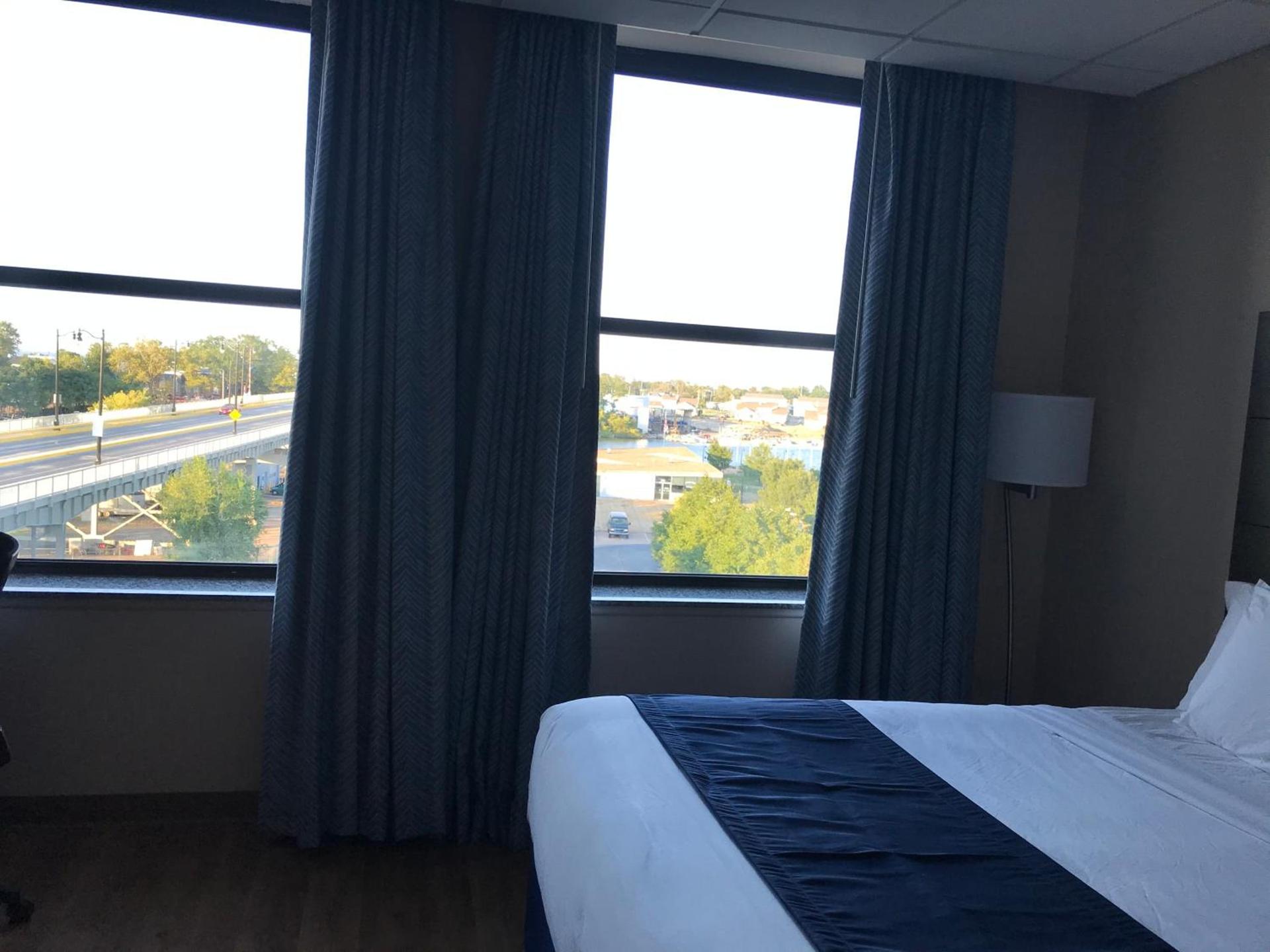 Ariel Broadway Hotel photo 8