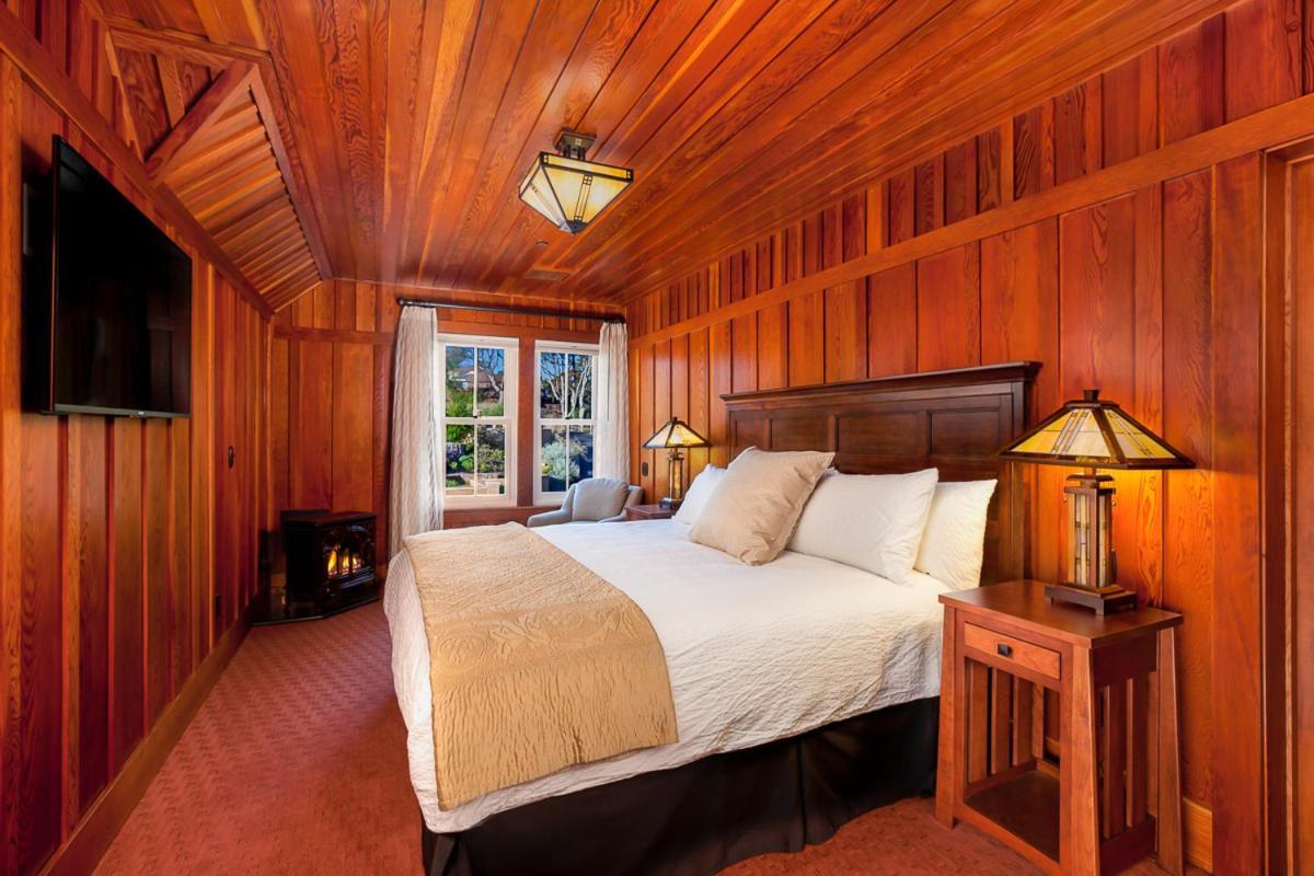 Noyo Harbor Inn photo 8