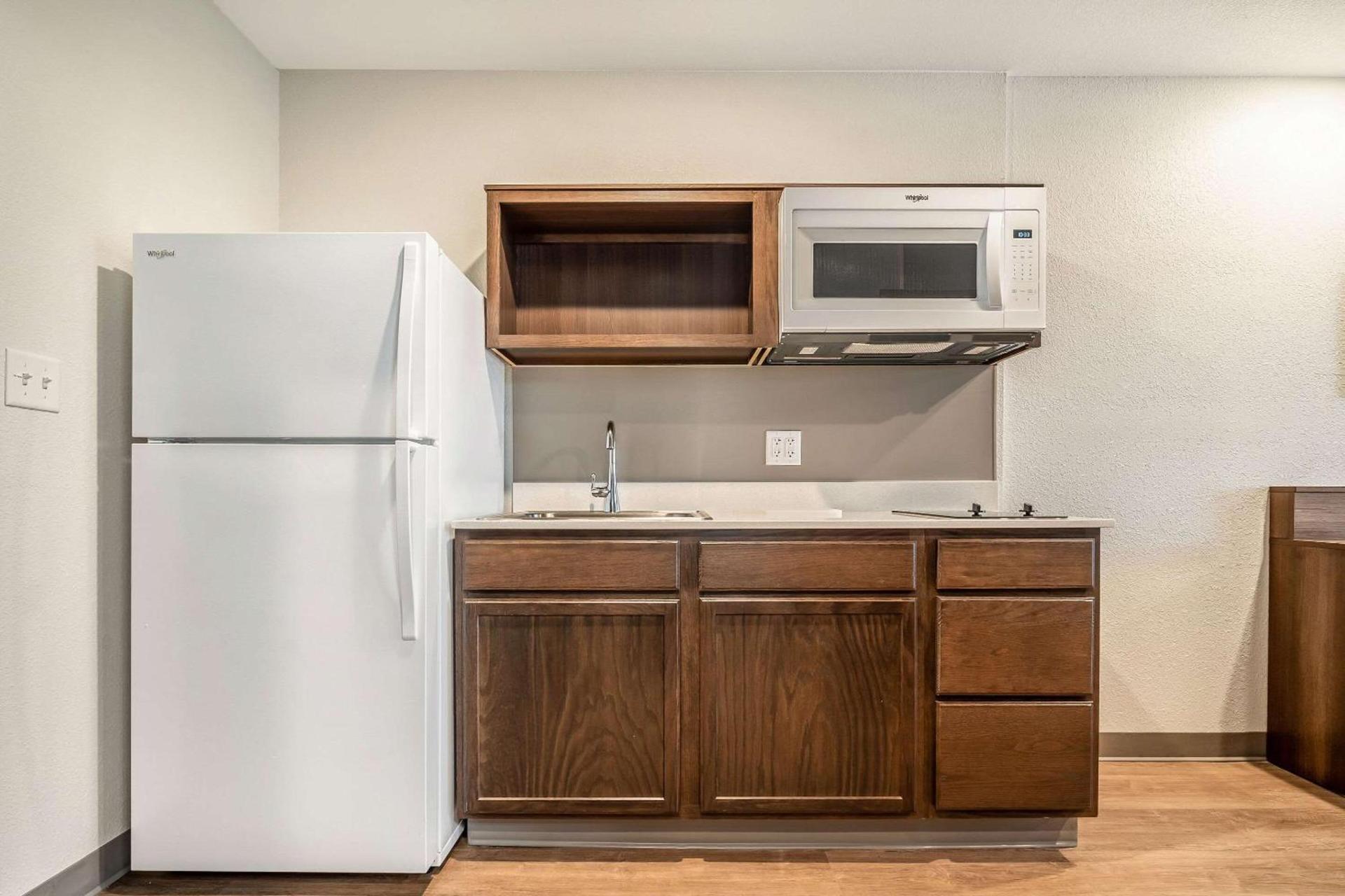 WoodSpring Suites Naples West photo 15