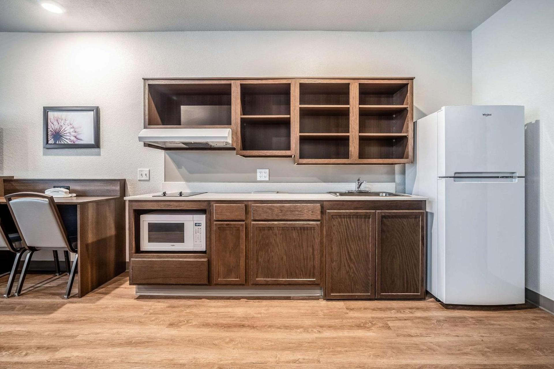 WoodSpring Suites Naples West photo 25