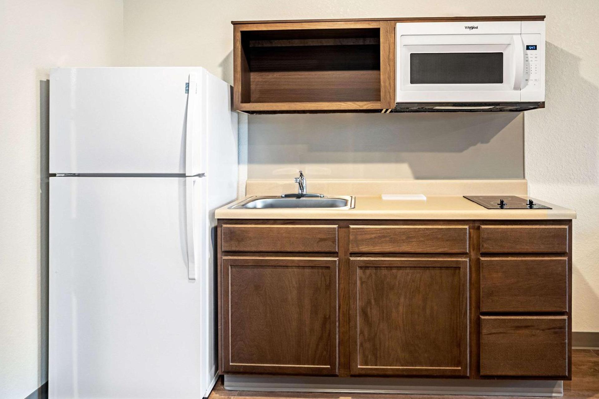 WoodSpring Suites Naples East photo 18