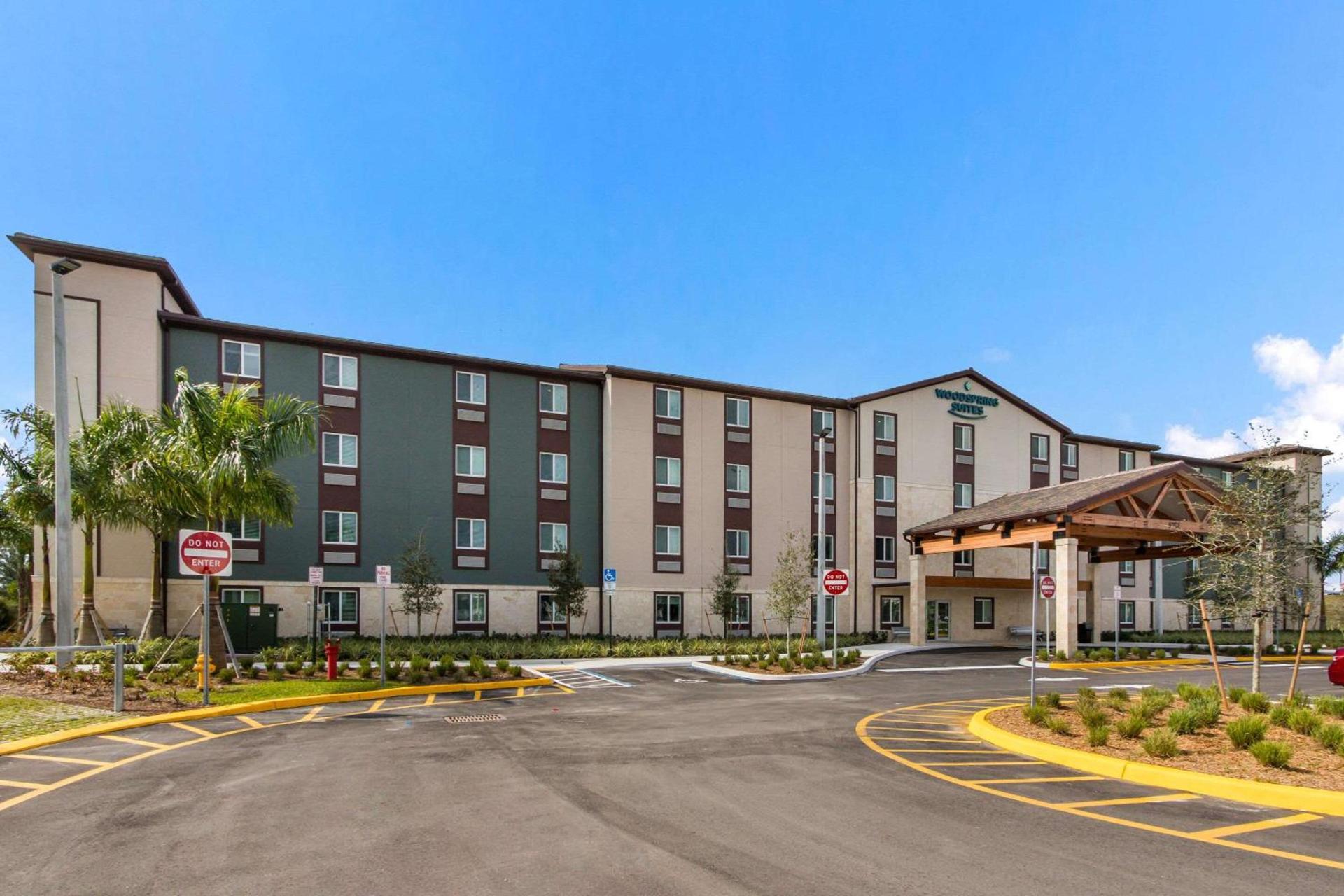 WoodSpring Suites Tamarac photo 3