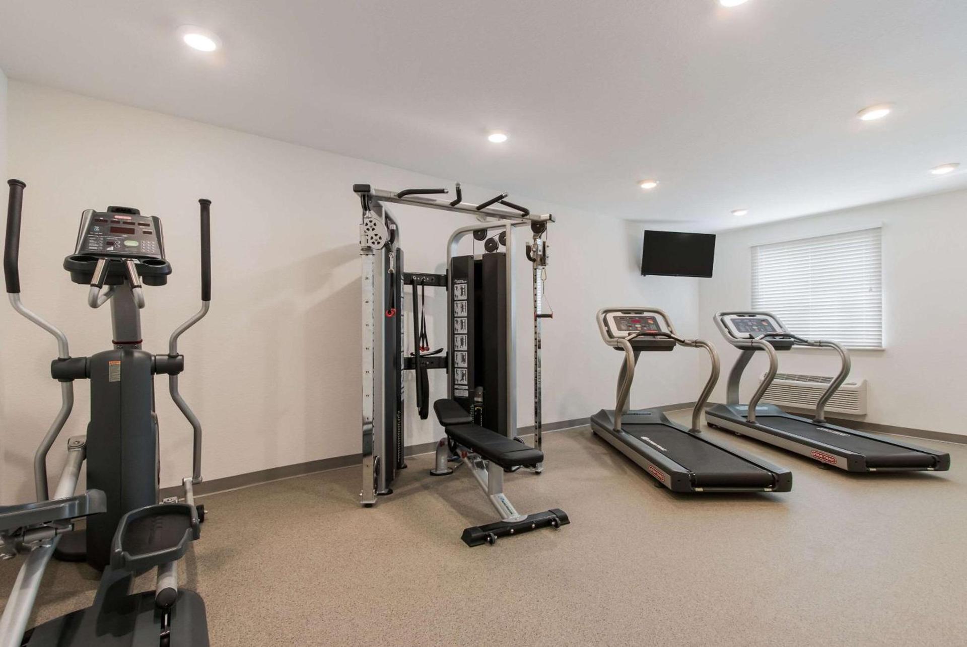 WoodSpring Suites Tamarac photo 25