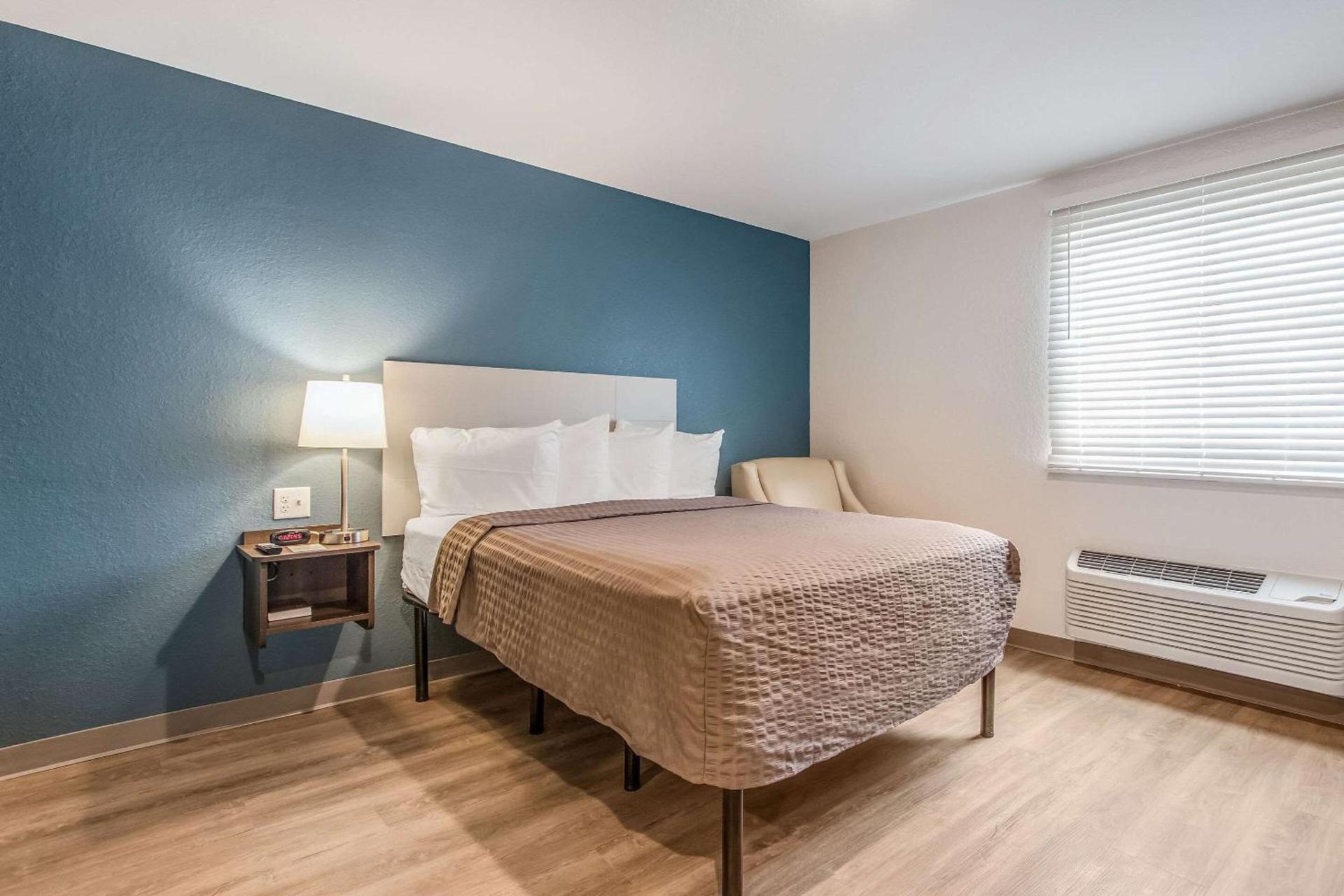 WoodSpring Suites Doral Miami Airport photo 12