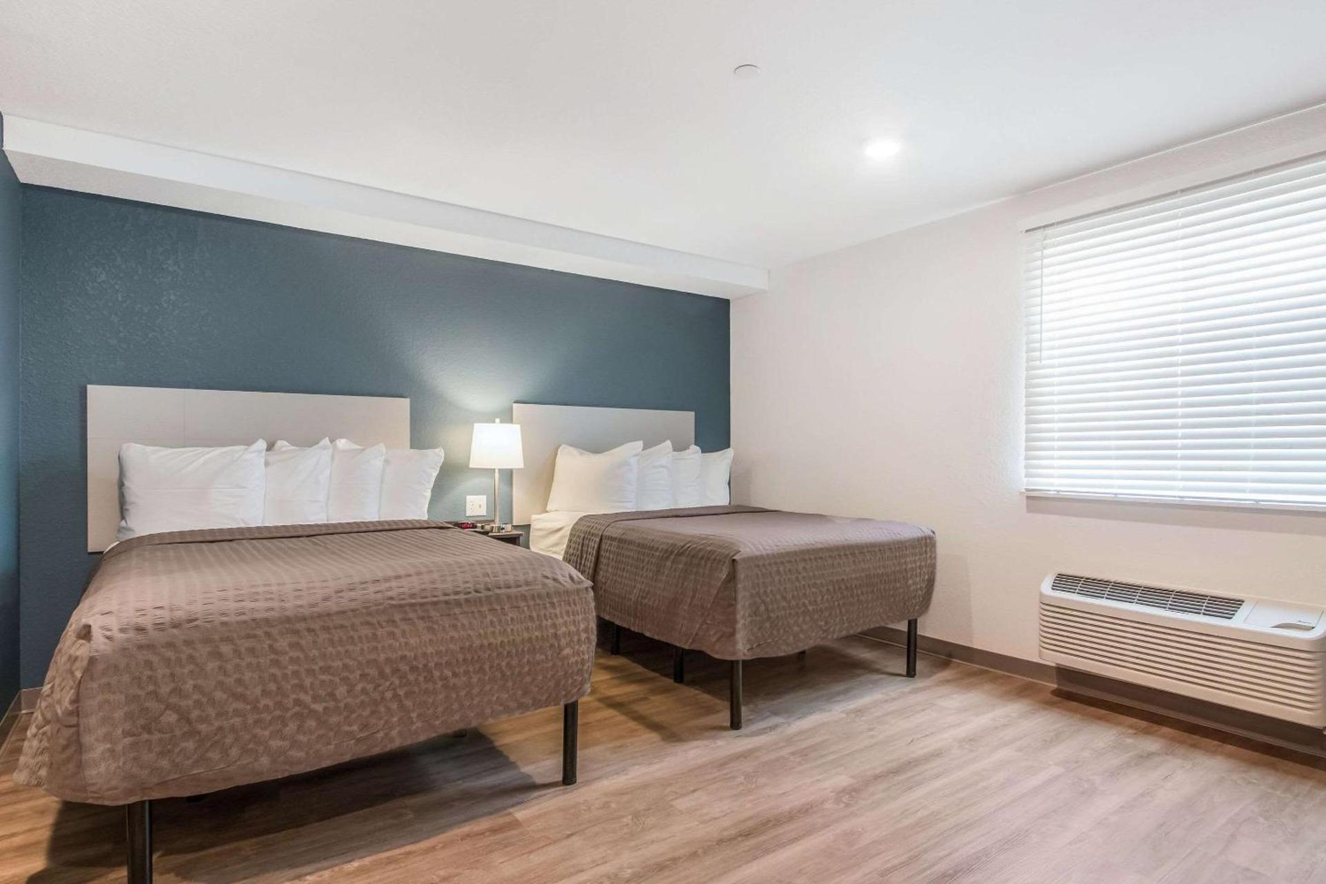 WoodSpring Suites Doral Miami Airport photo 28