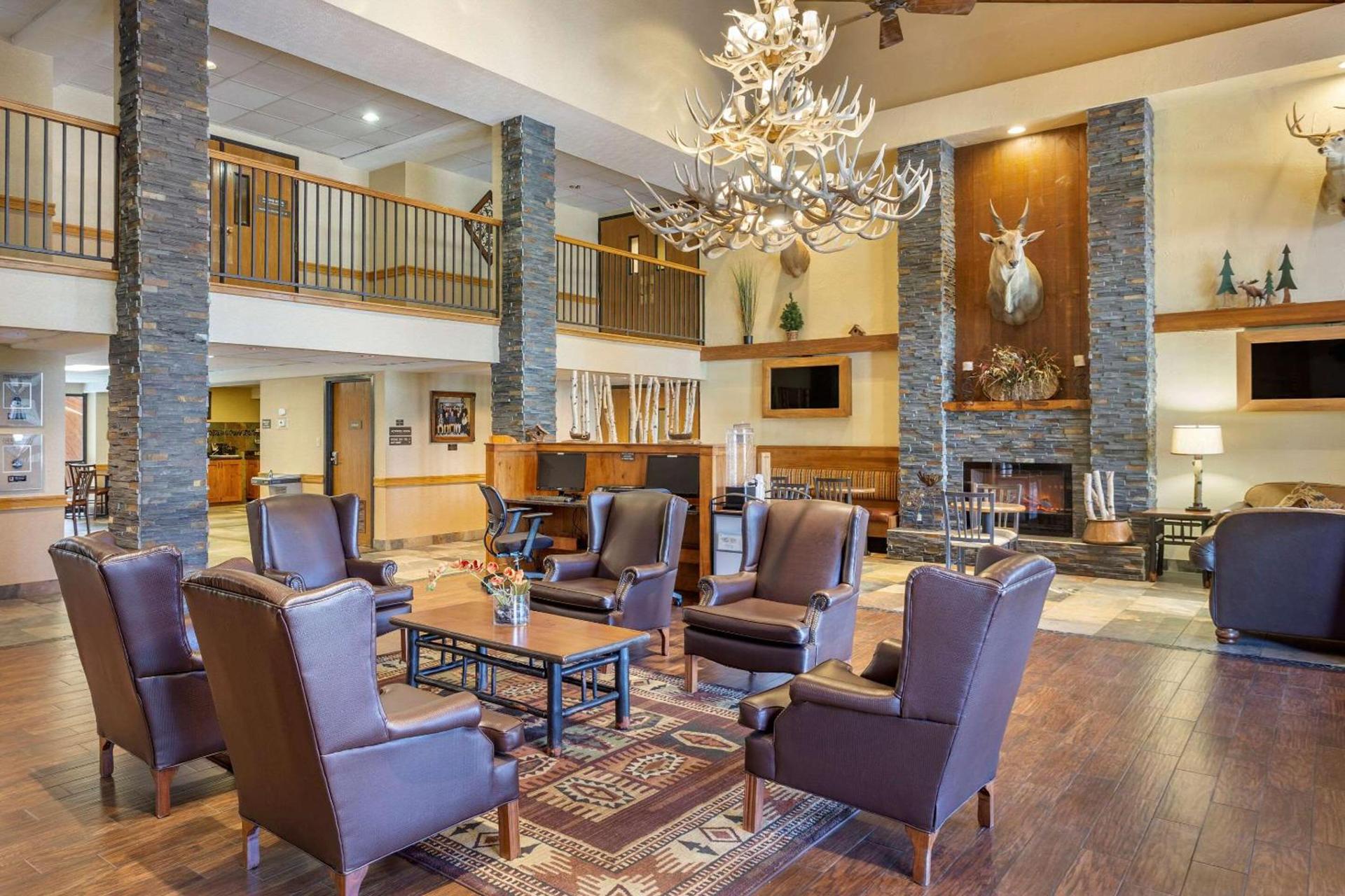 Comfort Inn at Thousand Hills photo 3