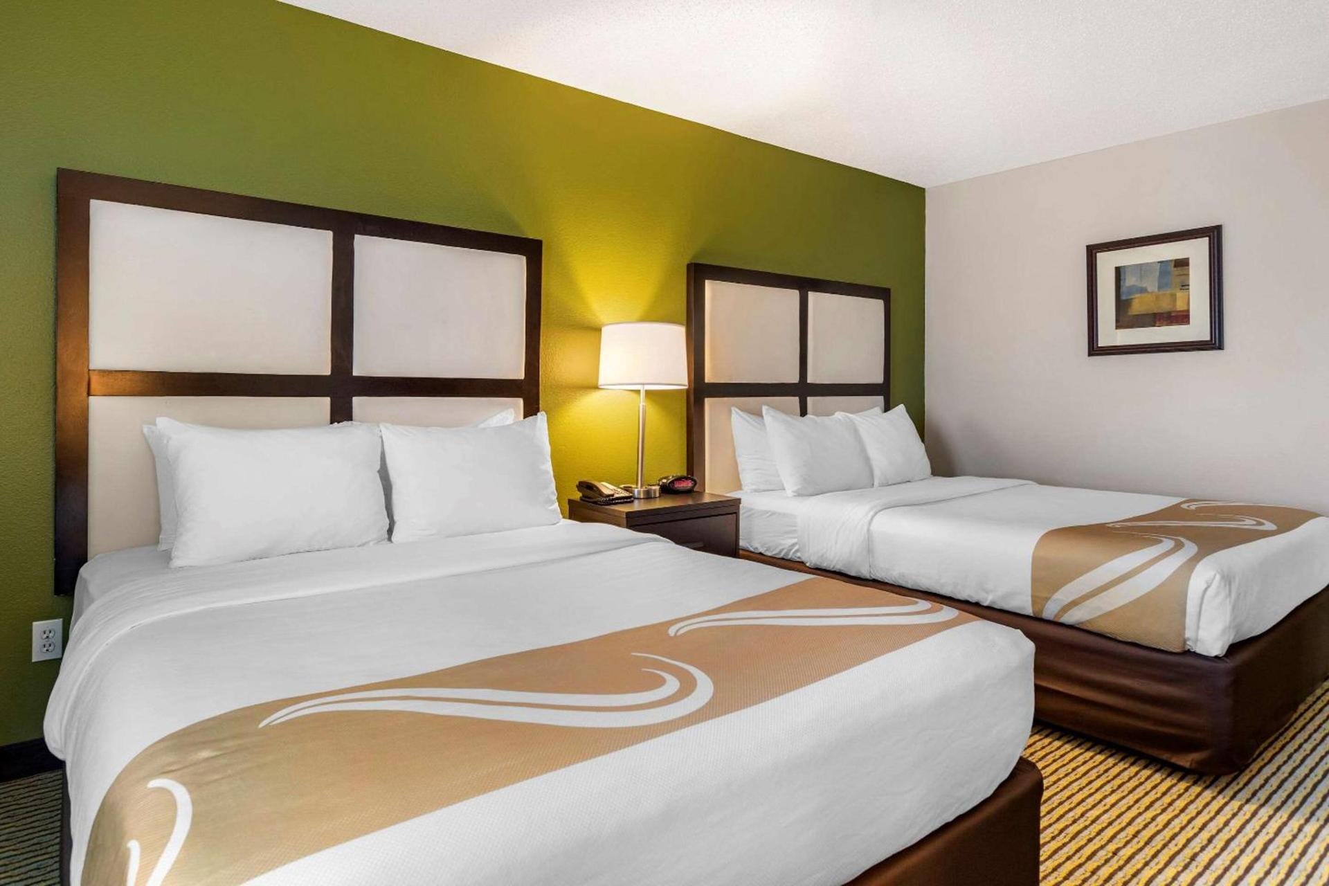 Quality Inn & Suites photo 18