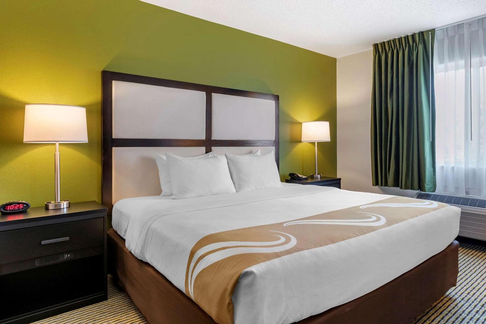 Quality Inn & Suites photo 22
