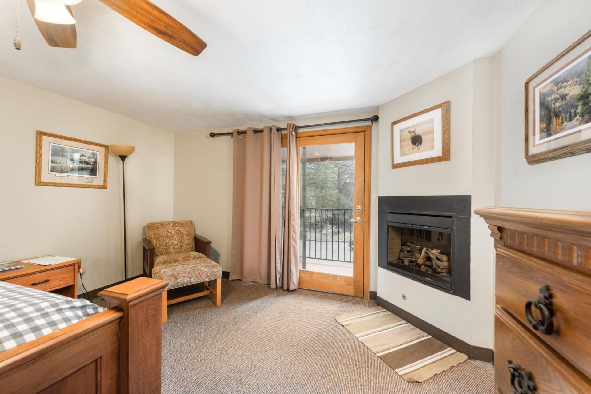 4 Seasons Inn on Fall River photo 81
