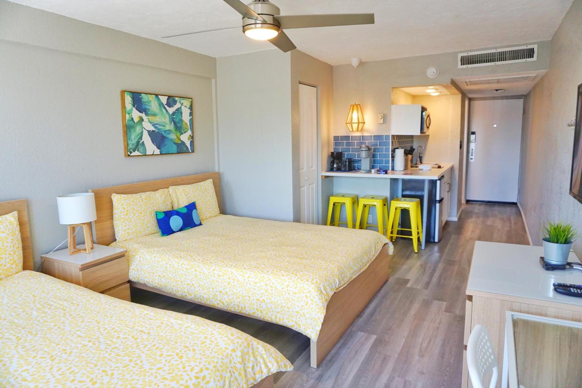 Daytona Inn Studios photo 25
