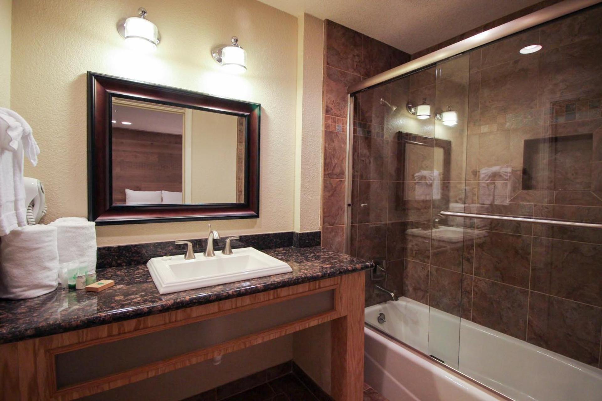 Postmarc Hotel and Spa Suites photo 37