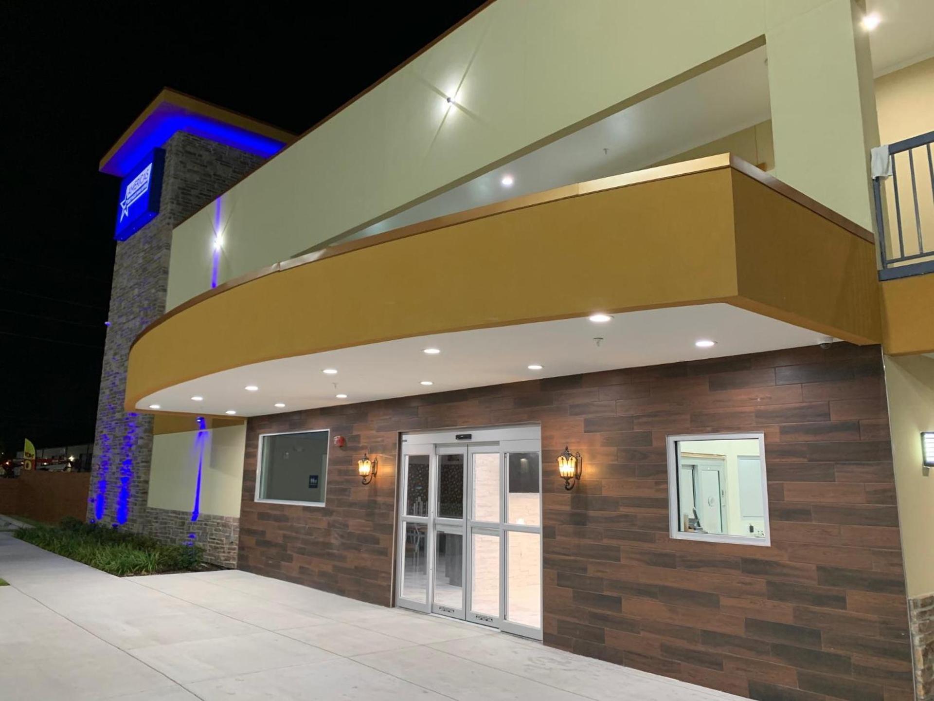 Americas Best Value Inn & Suites Houston at Hwy 6 photo 7