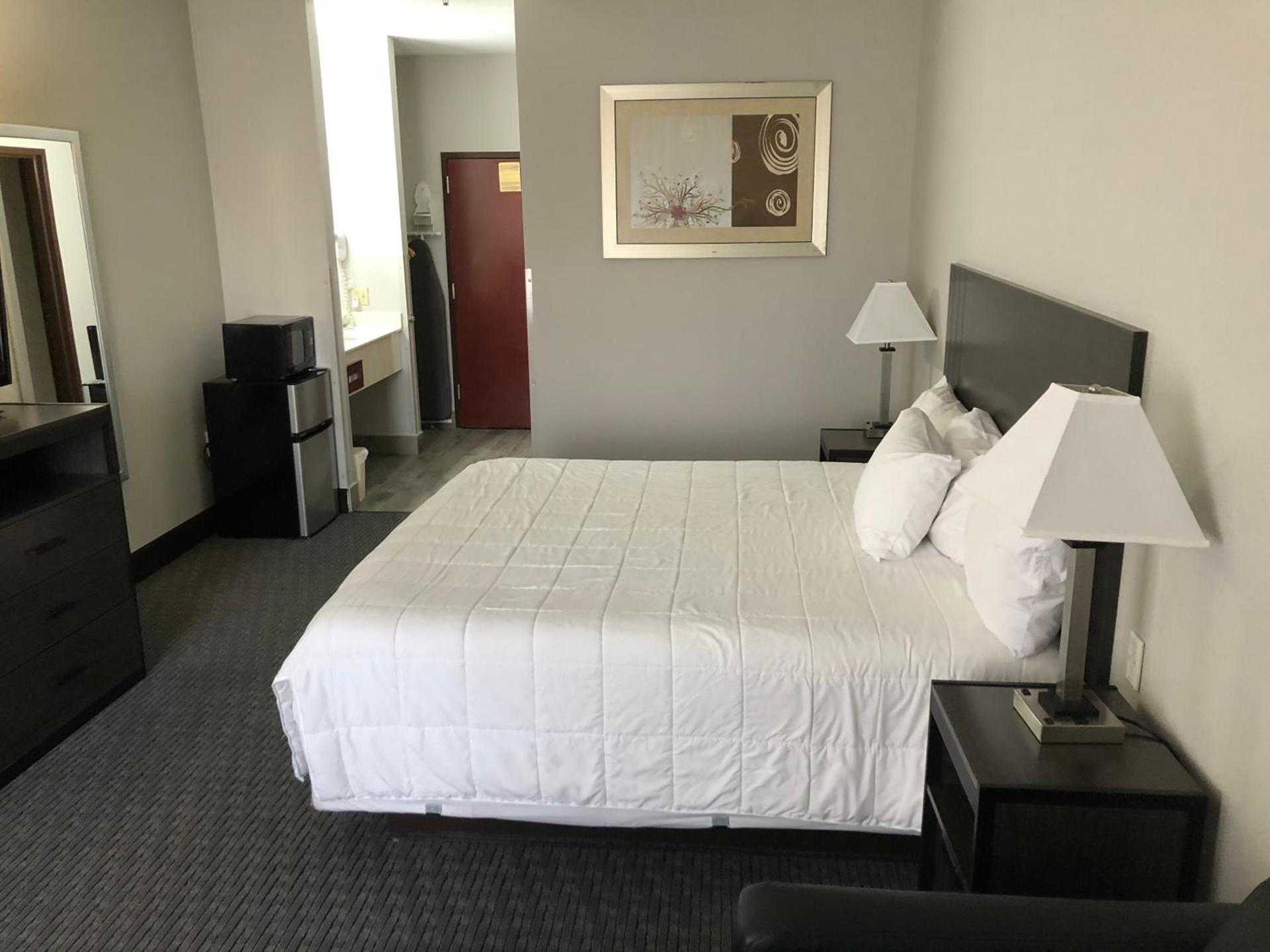 Lea County Inn photo 15