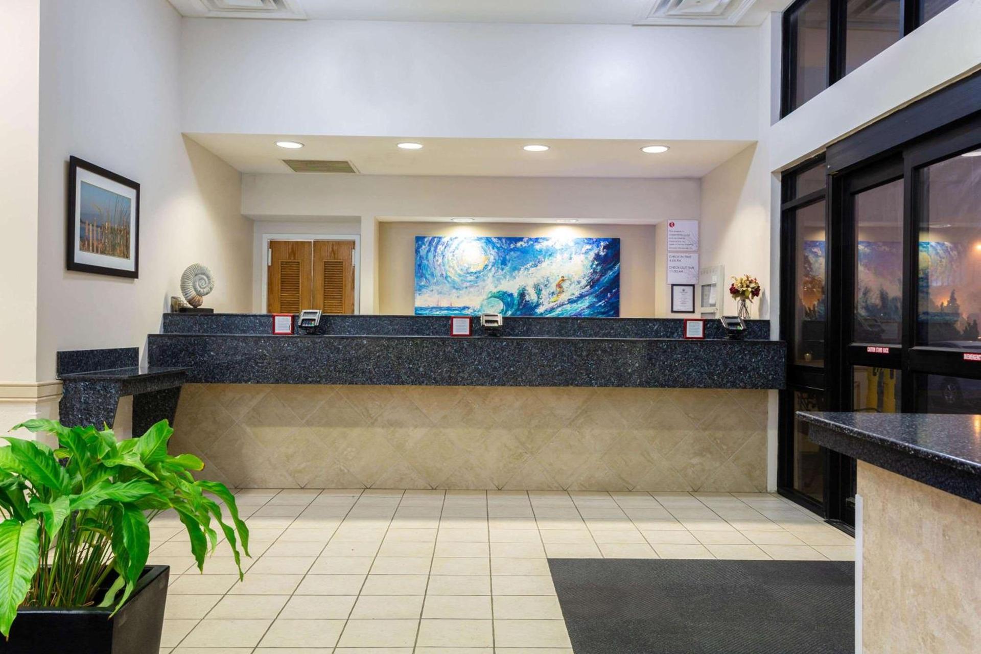 Ramada Plaza by Wyndham Virginia Beach Oceanfront photo 63
